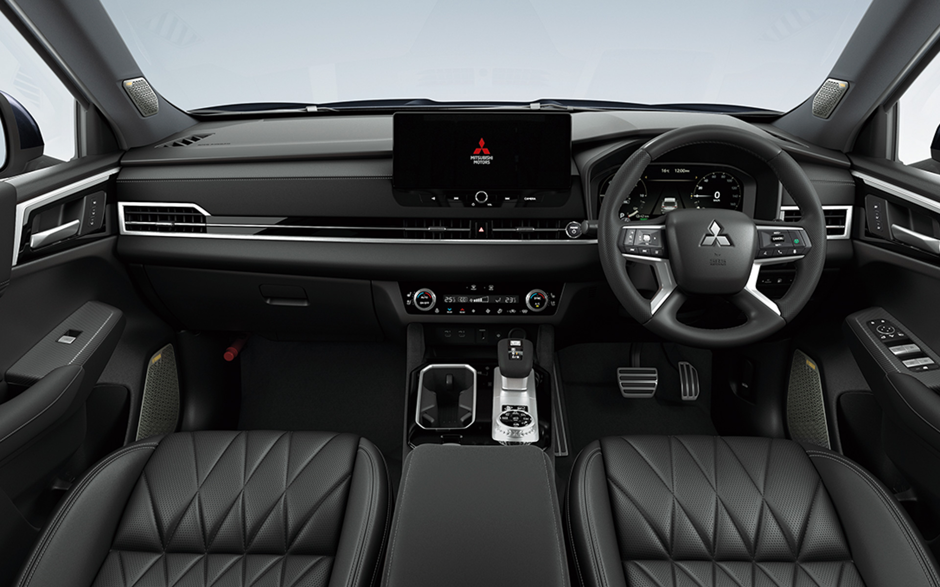 アウトランダーPHEV 特別仕様車「BLACK Edition」のインテリア