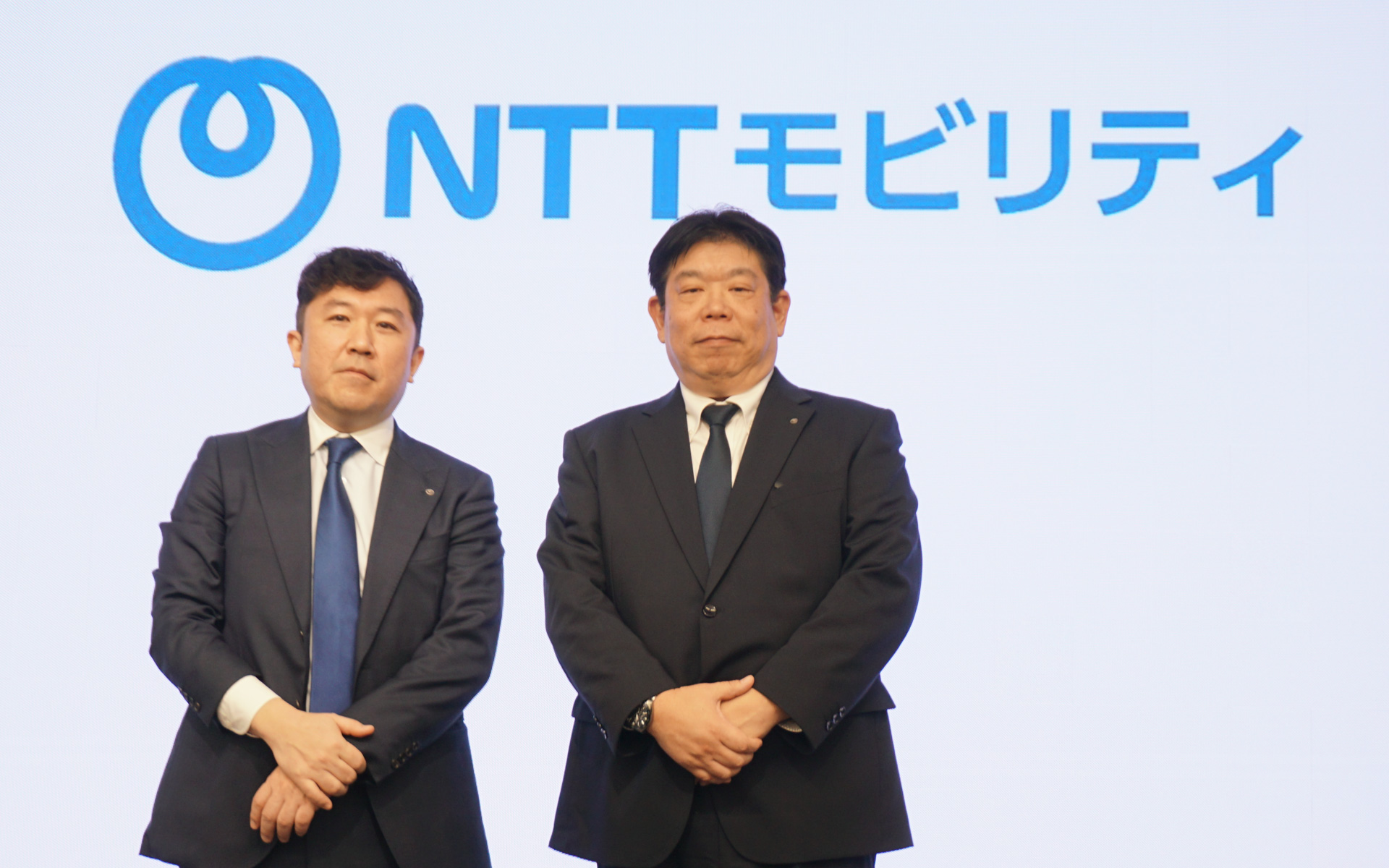 左から、NTTモビリティ株式会社 代表取締役社長の山下航太氏、同 取締役副社長の永宮雅晴氏