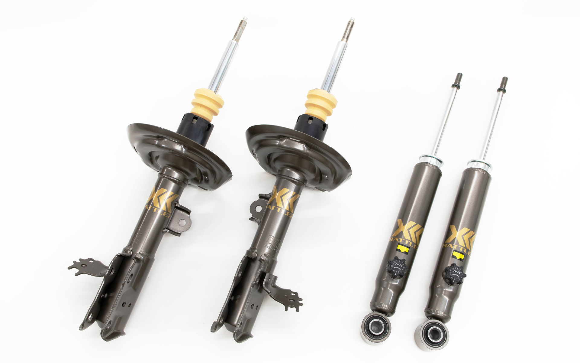 BATTLEZダンパーVFAの価格は1台分で10万7800円。フロントは減衰力調整式ツインチューブダンパー（32段ニードル調整）、リアは減衰力調整式ツインチューブダンパー（14段ダイヤル調整・ハーモフレック内蔵）