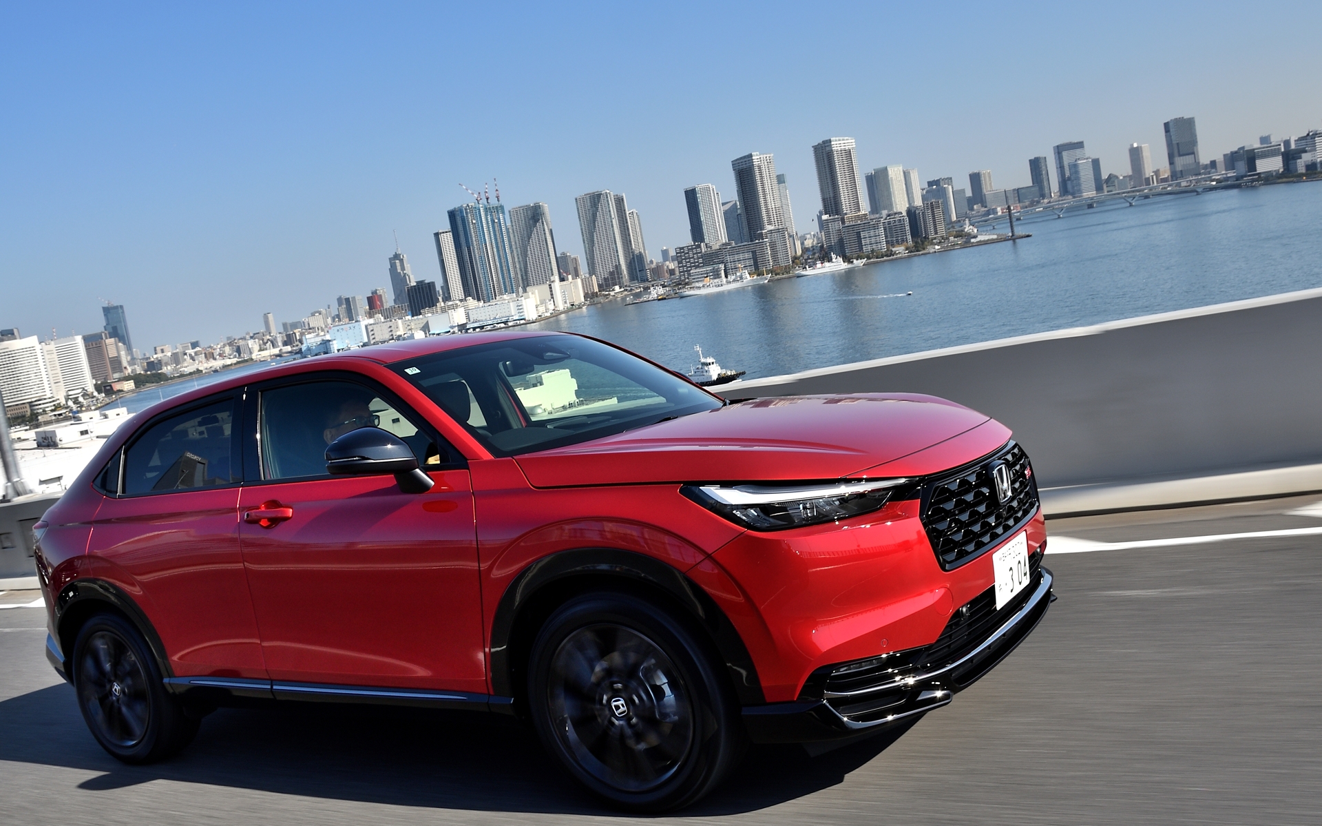 4WDの走りと乗り心地を共存したそのサジ加減は絶妙だった