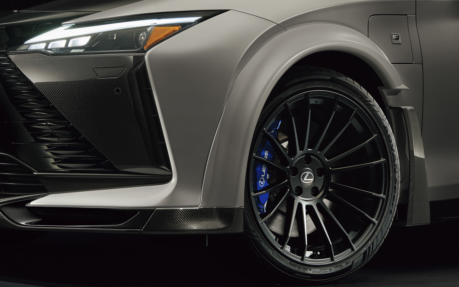 特別仕様車大型アーチモール