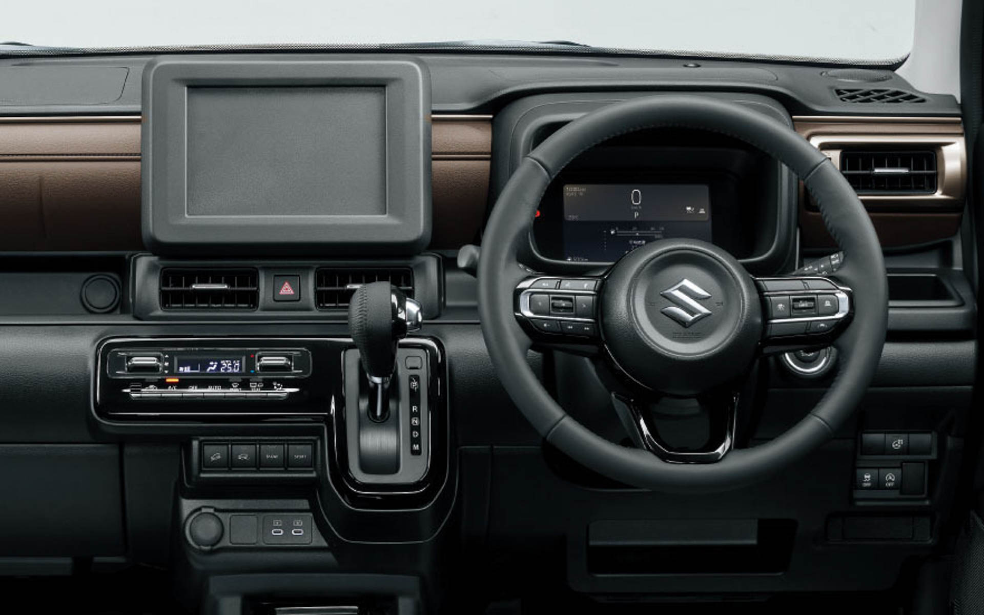 新型クロスビーのメーカーオプションとしてパイオニアのカーナビゲーションが採用された