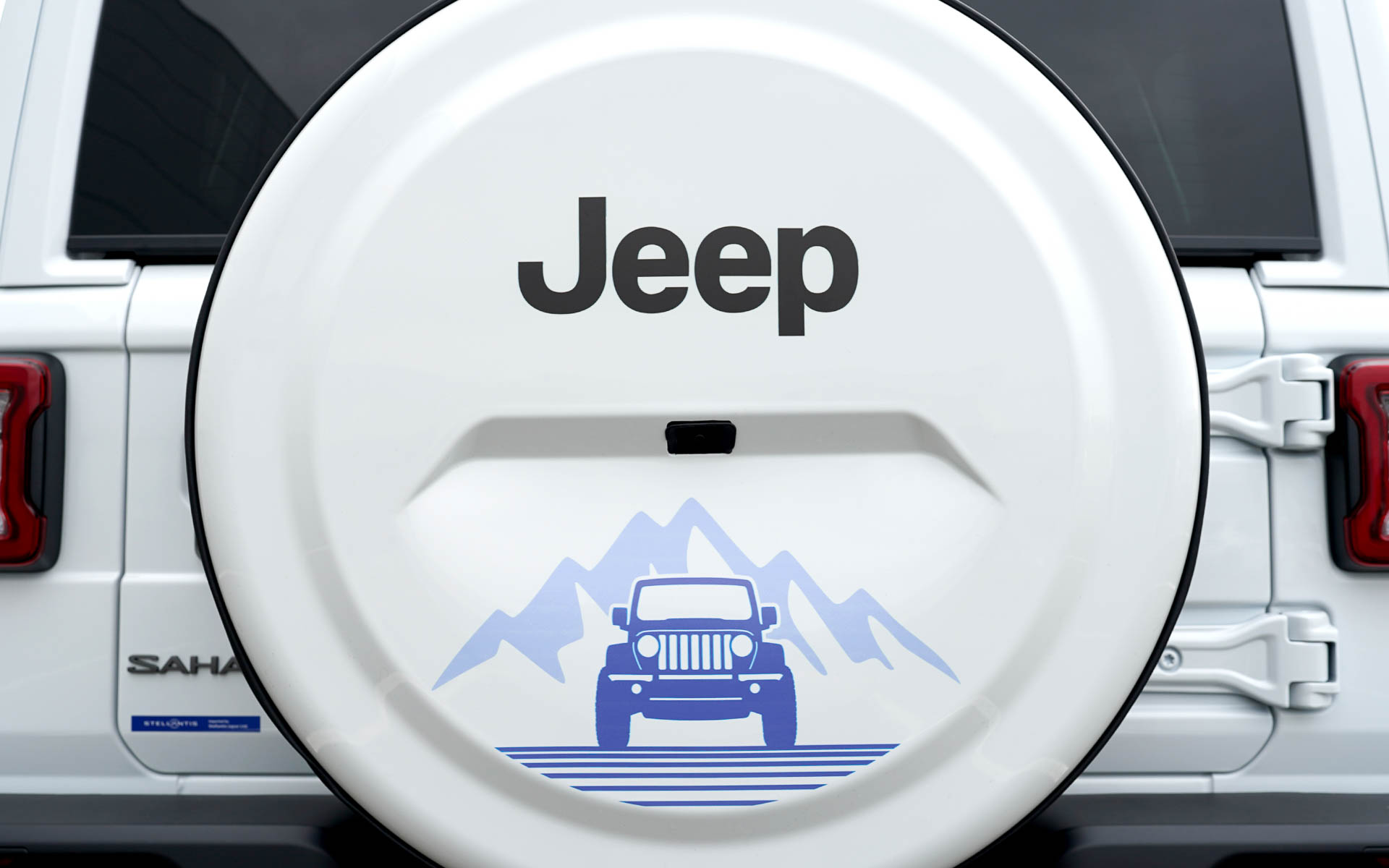 白銀の世界をイメージした一体感のある仕上がり