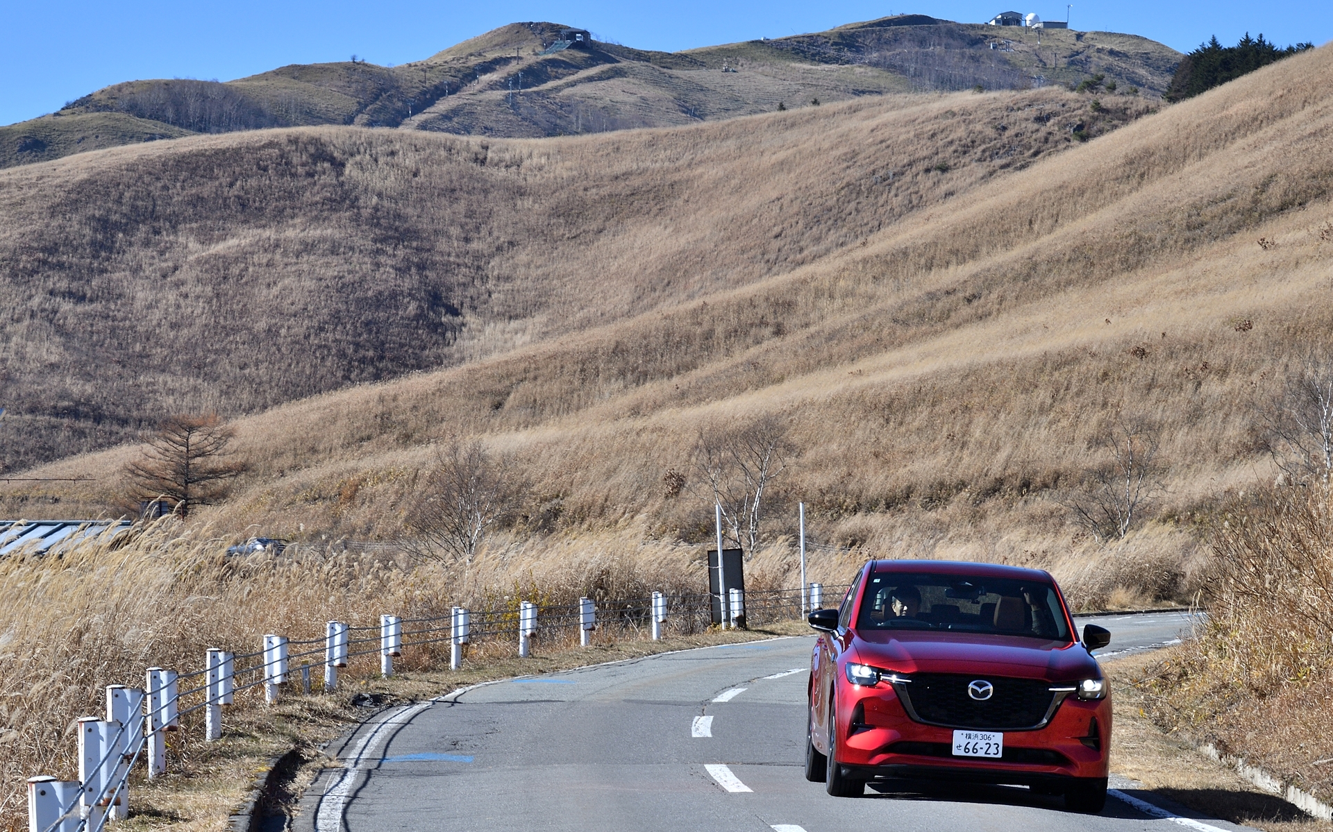 直6サウンドとともにモーター主体のインテリジェントなドライブも楽しめる