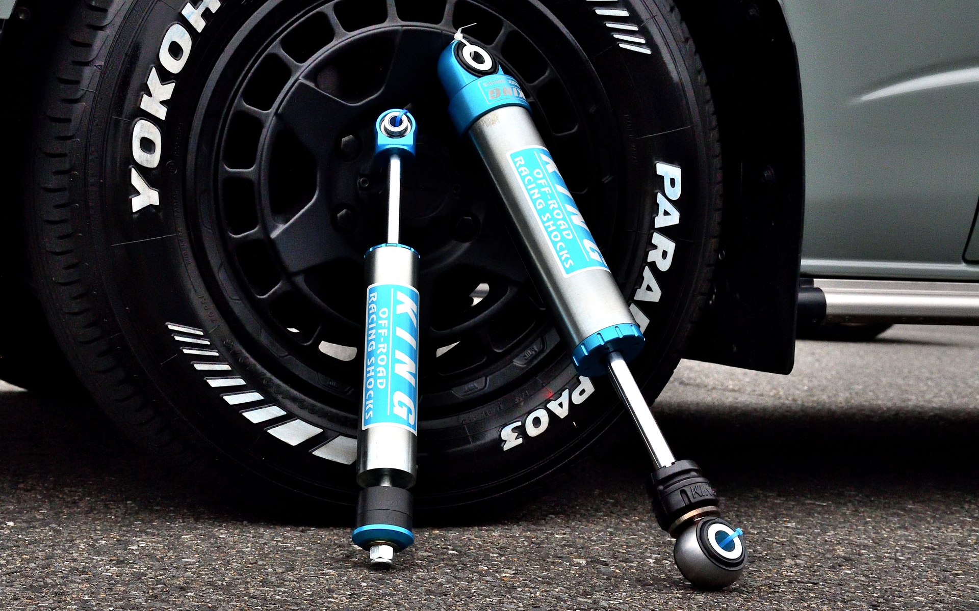 KINGのサスペンションキットを装着