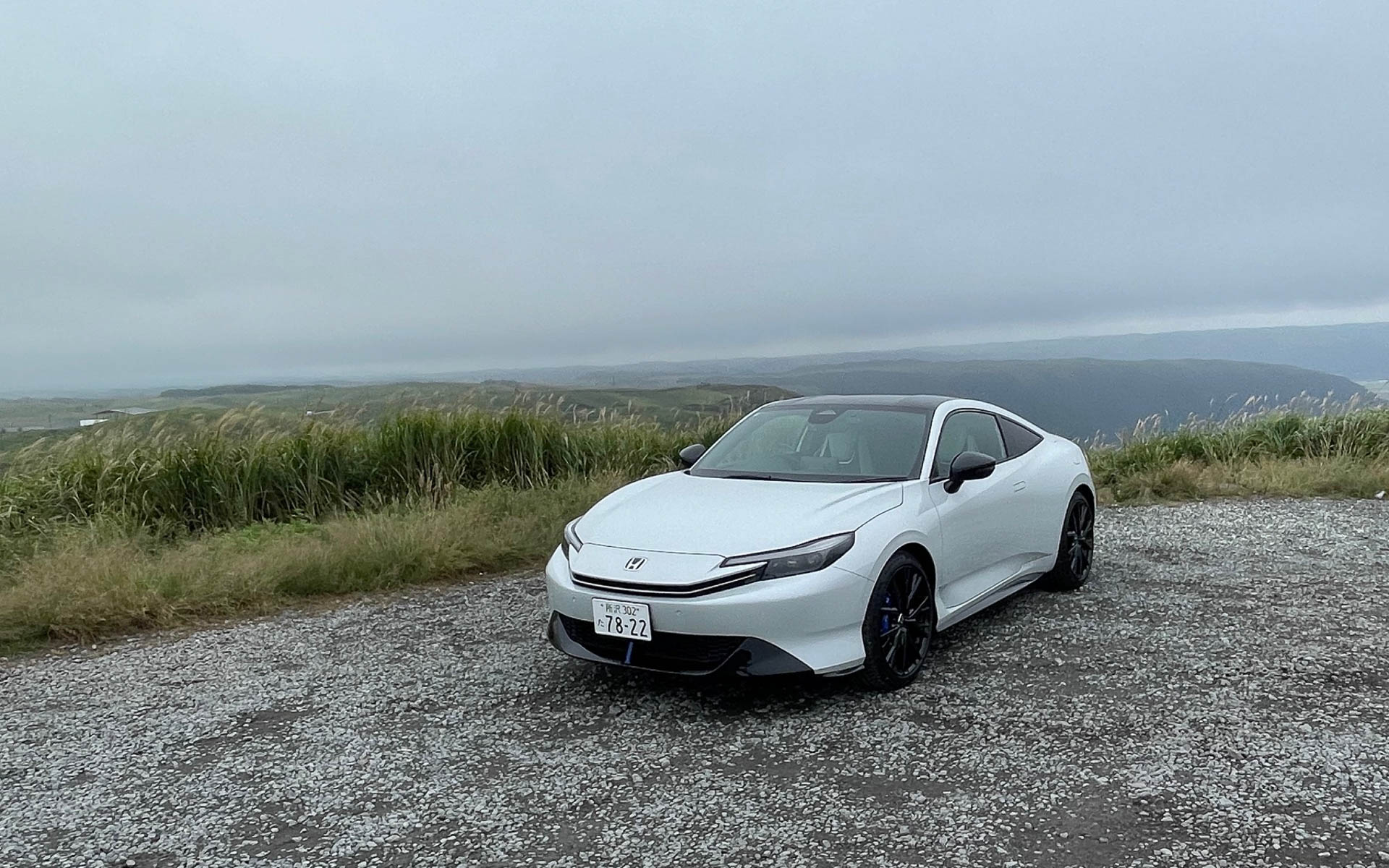 プレリュードは日本カー・オブ・ザ・イヤーのイヤーカーは惜しくも獲得できなかったが、気持ちの良い大らかな走りはホンダならでは。シビック タイプRのエッセンスを取り入れながらプレリュードらしさを実現している