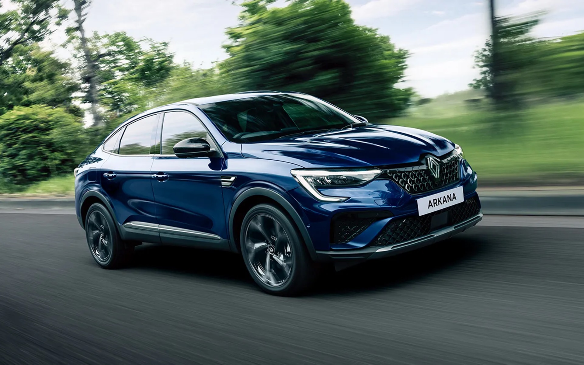 アルカナ テクノ フルハイブリッド E-TECH