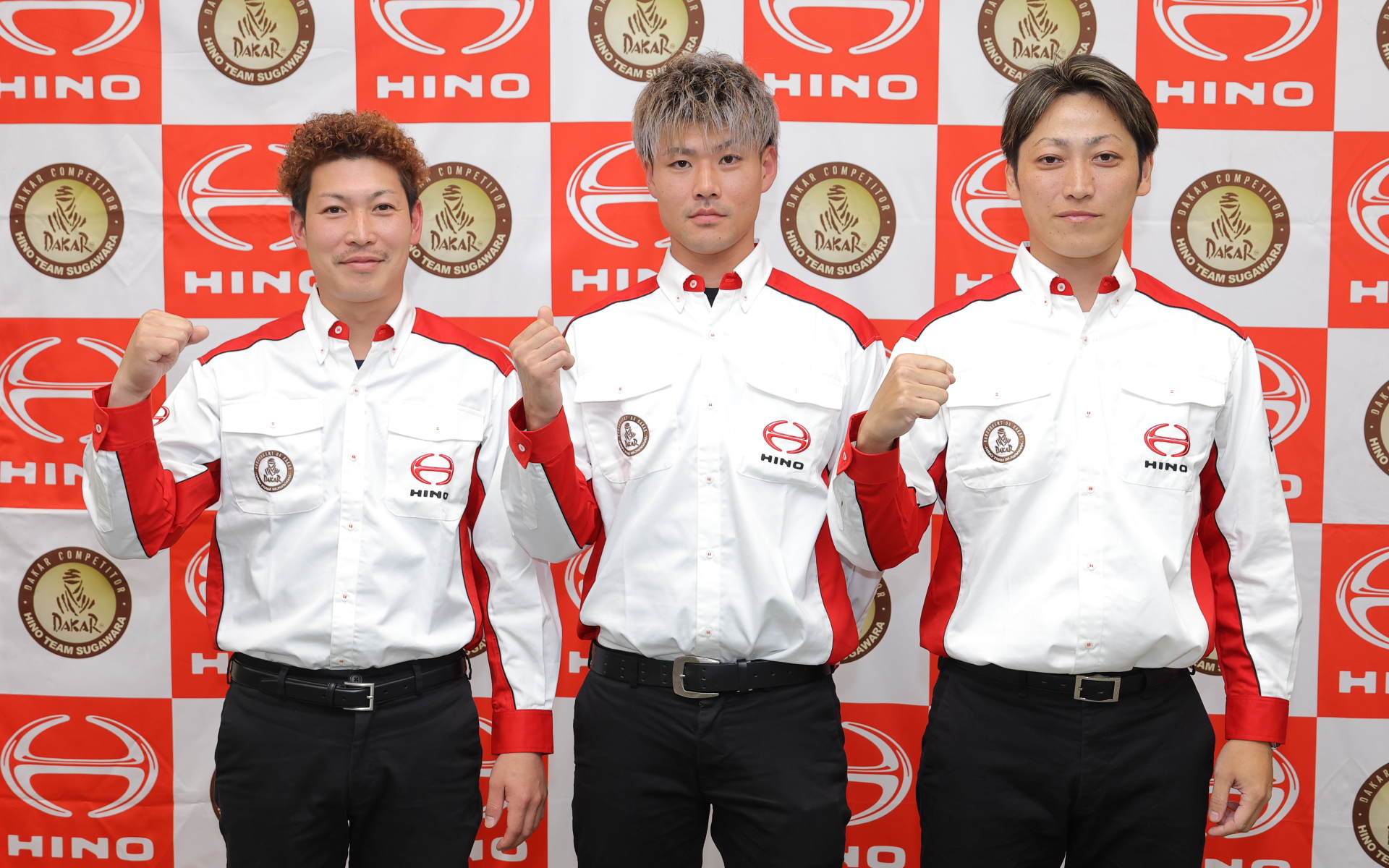 全国の販売店から選ばれた3名のディーラーメカニック。左から菊池拓実氏（広島日野）、今川博貴氏（南関東日野）、田澤正和氏（西東北日野）