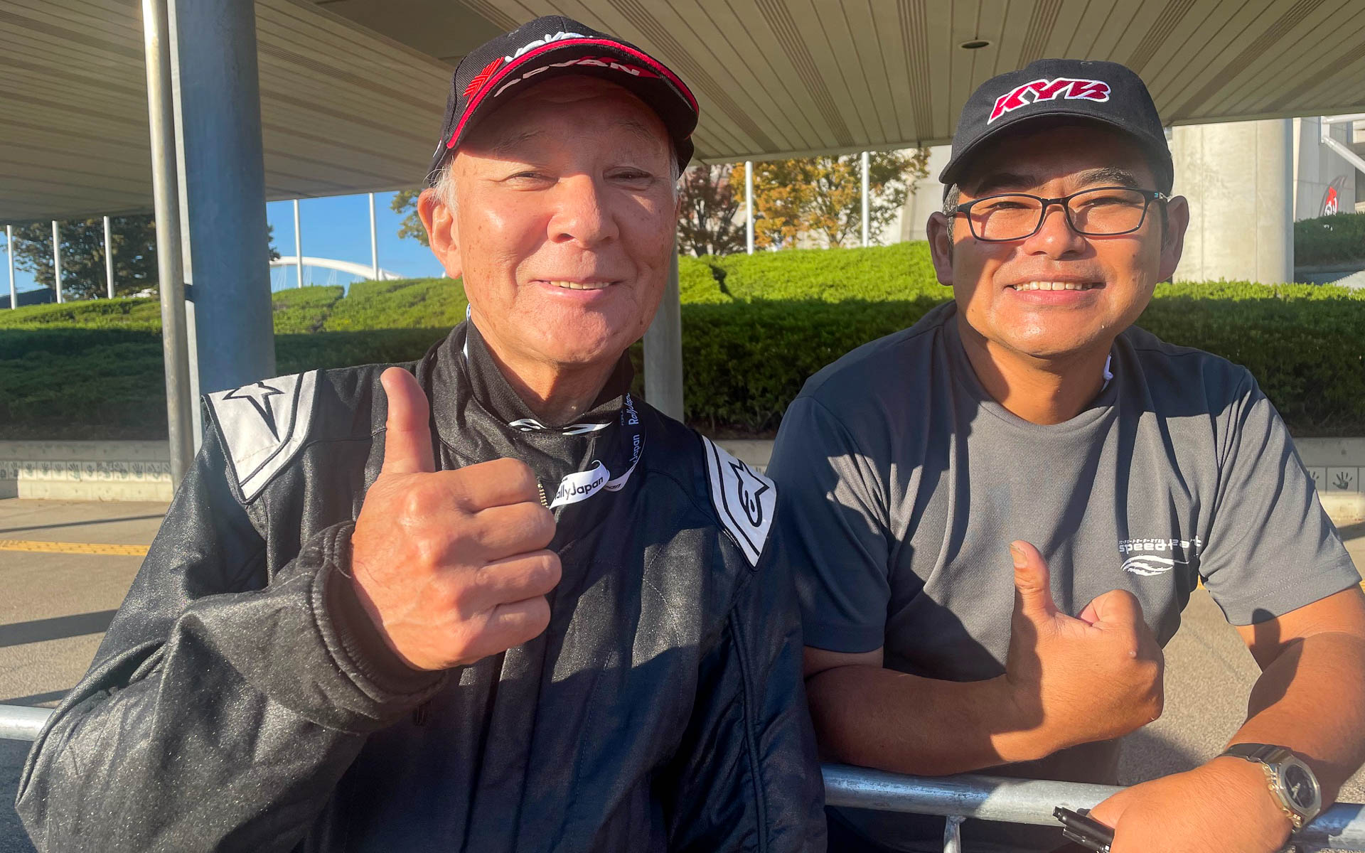 あけましておめでとうございます！（隣はいつもラリー会場に応援に来ていただいている三宅さん@ラリージャパンで）