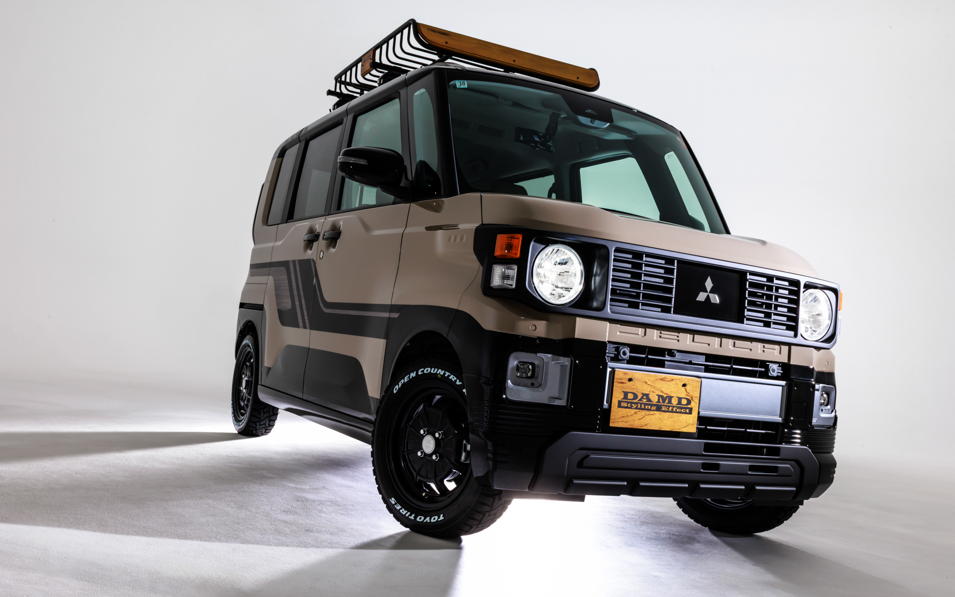 デリカミニ用ボディキット「DALI（ダリ）」装着イメージ