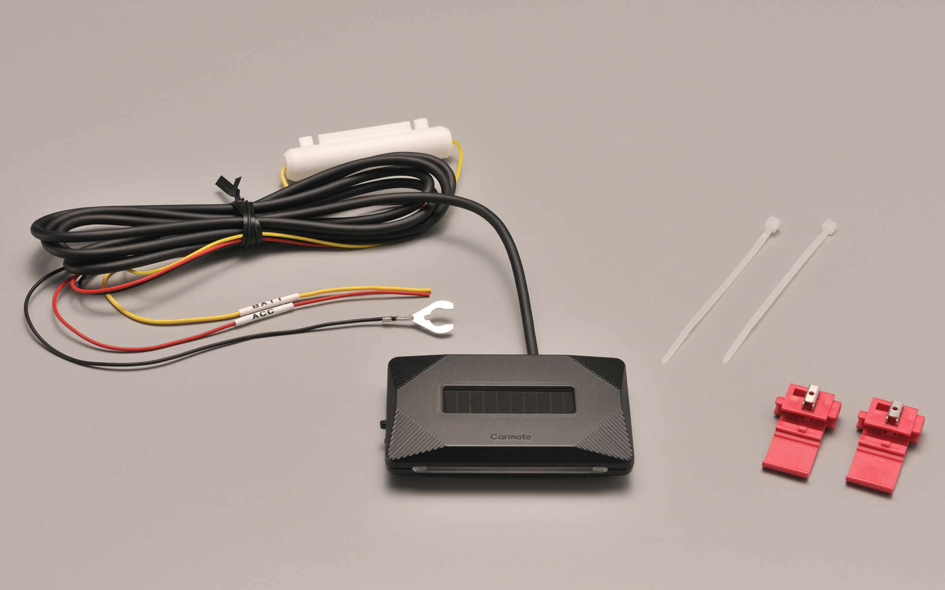 ナイトシグナル ハイパー製品内容。左から本体、結束バンド、ワンタッチコネクター