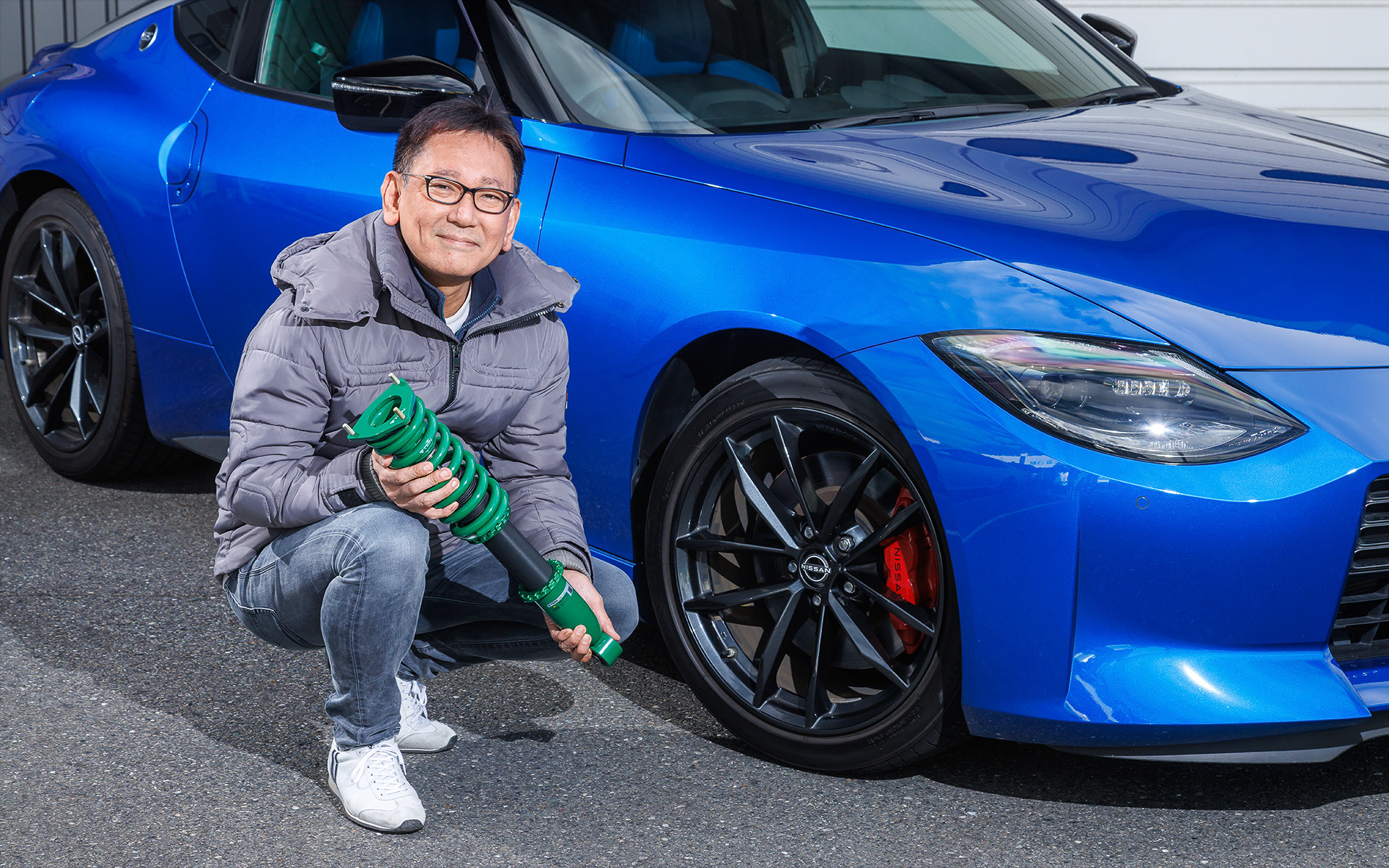 筆者（モータージャーナリストの橋本洋平氏）の愛車であるフェアレディZ（RZ34）にサスペンション減衰力コントローラー「EDFC5」を付け、その走りの違いをレポートしていく。機能の懐の深さからストリート、サーキットの両ステージで試すことにする