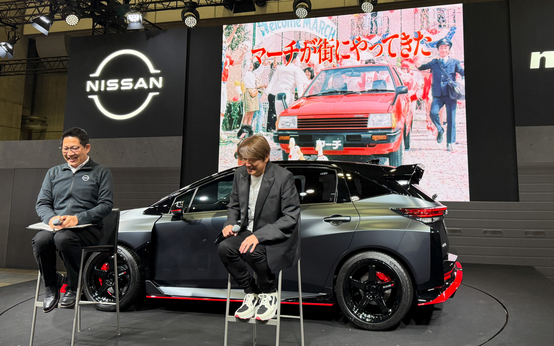 トークイベントでは日産「マーチ」のCM出演から始まりレースの世界と出会っていくこれまでの振り返りが語られた