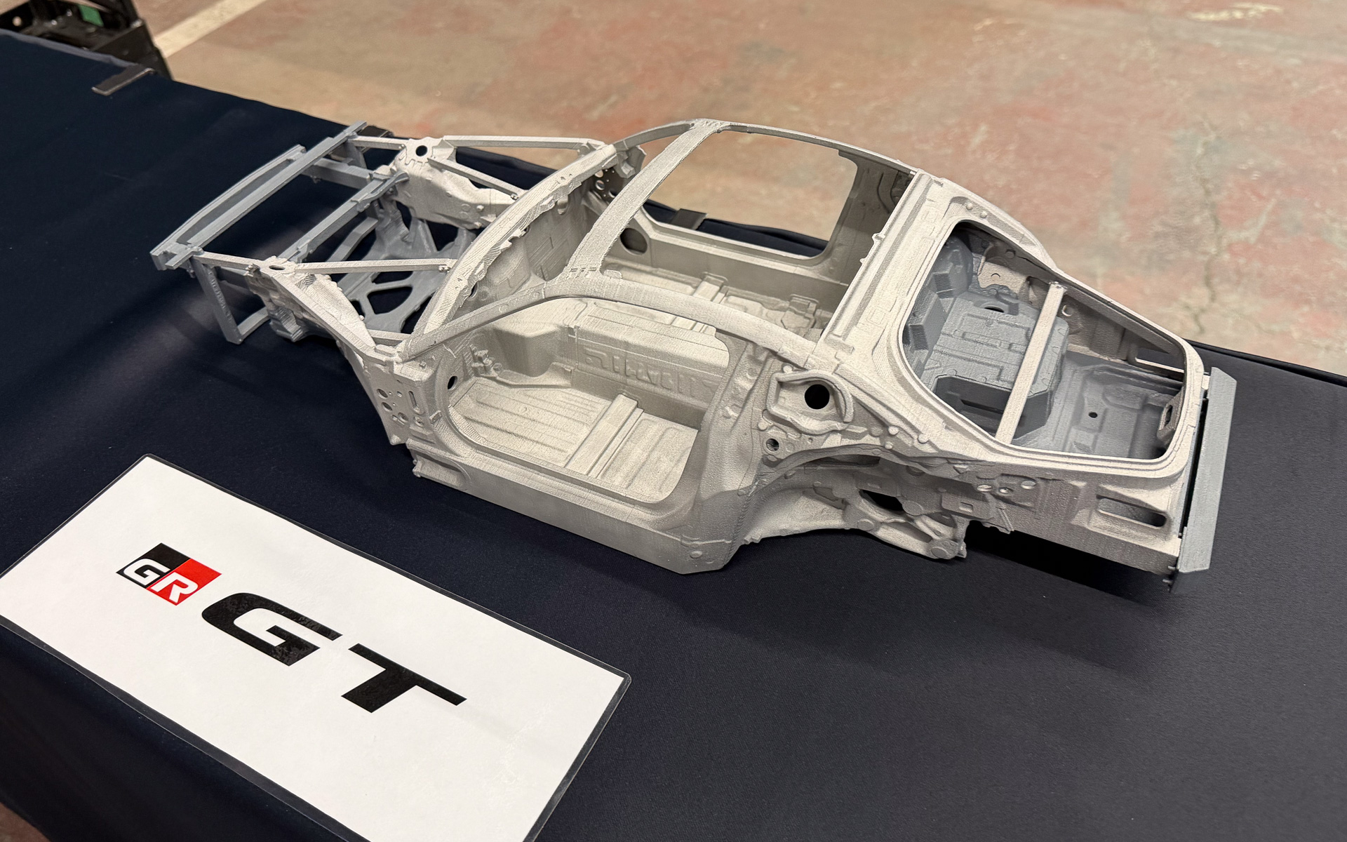 オールアルミニウムのボディ骨格模型