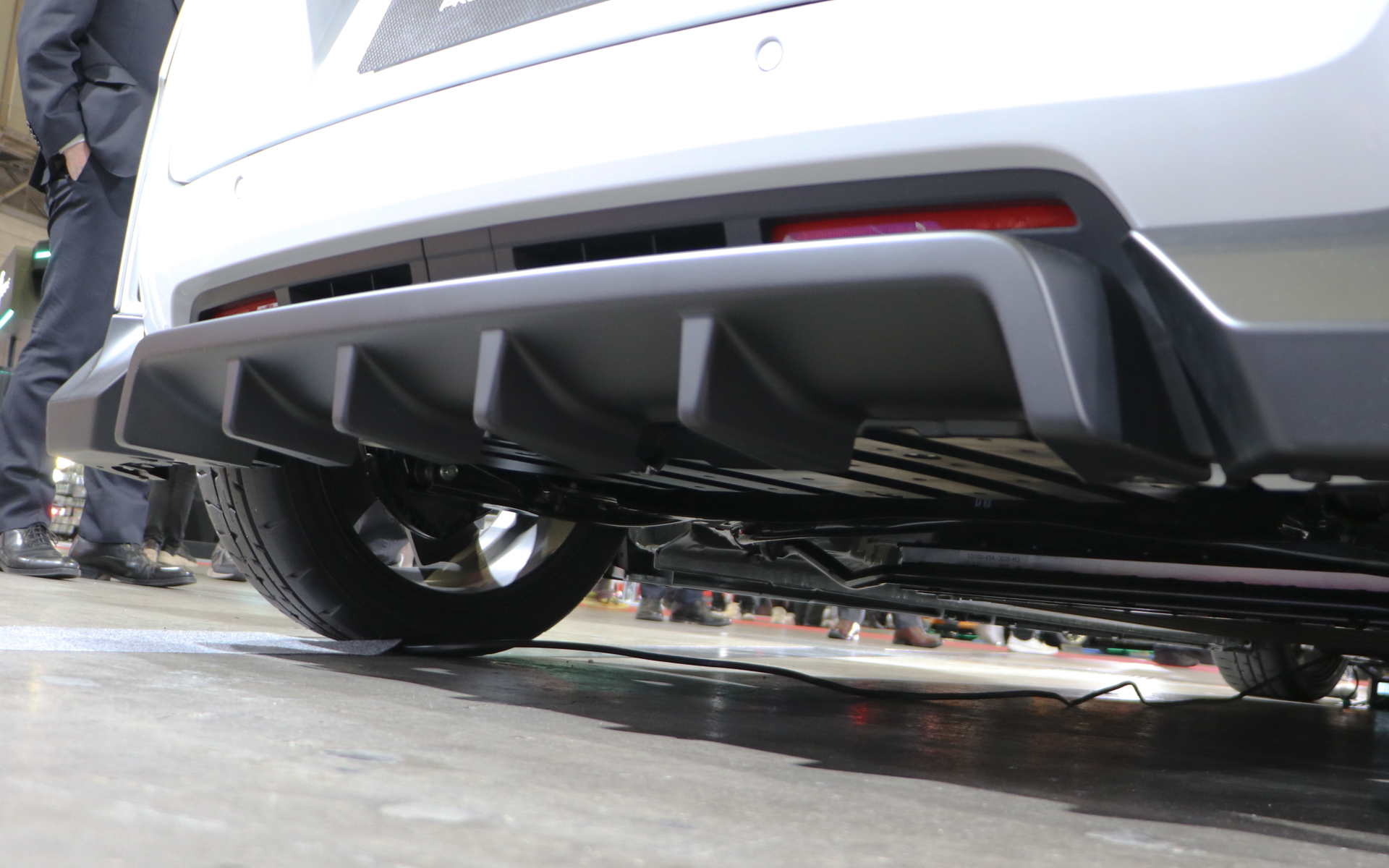 リアディフューザー