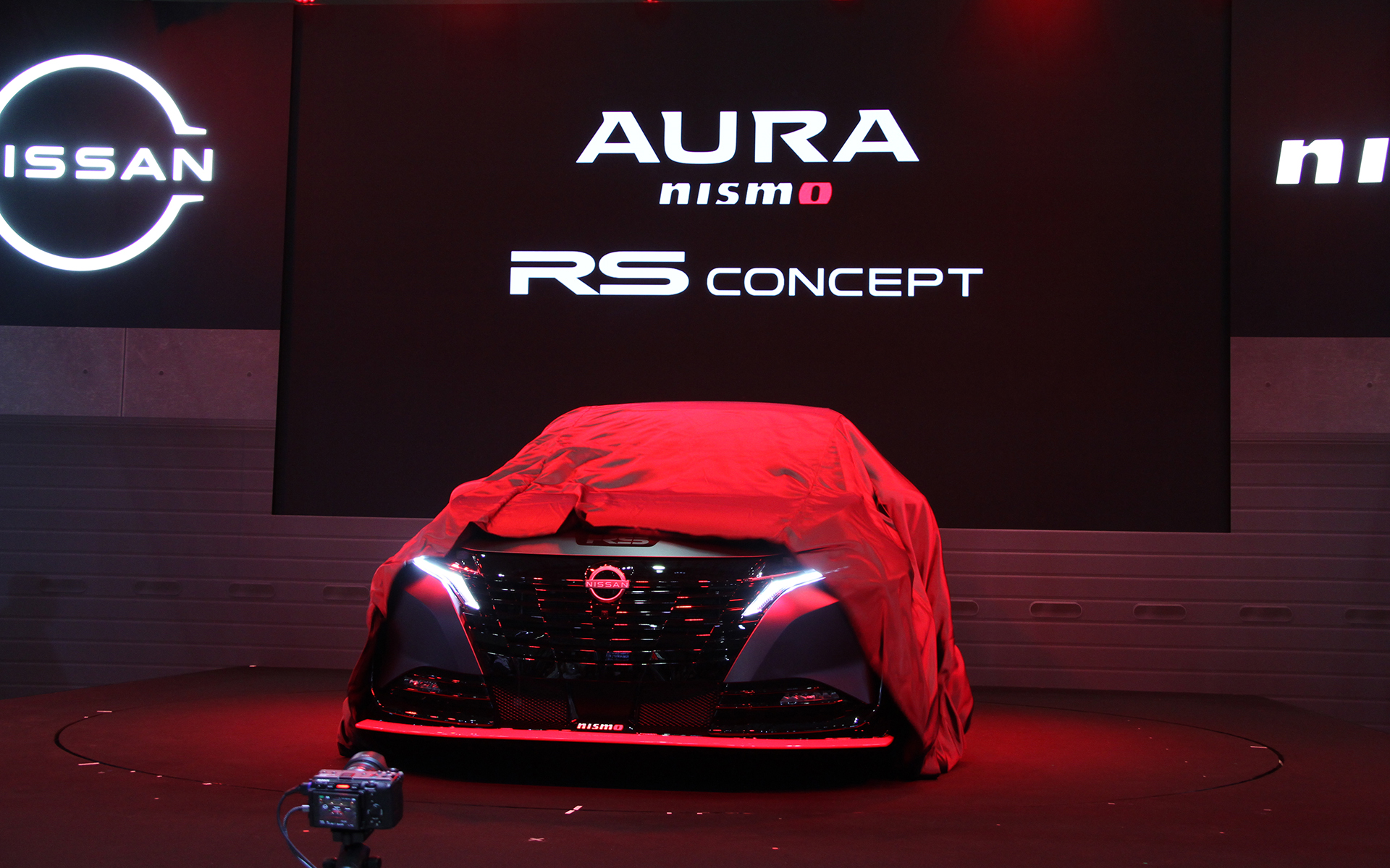 「AURA NISMO RS Concept」のアンベール