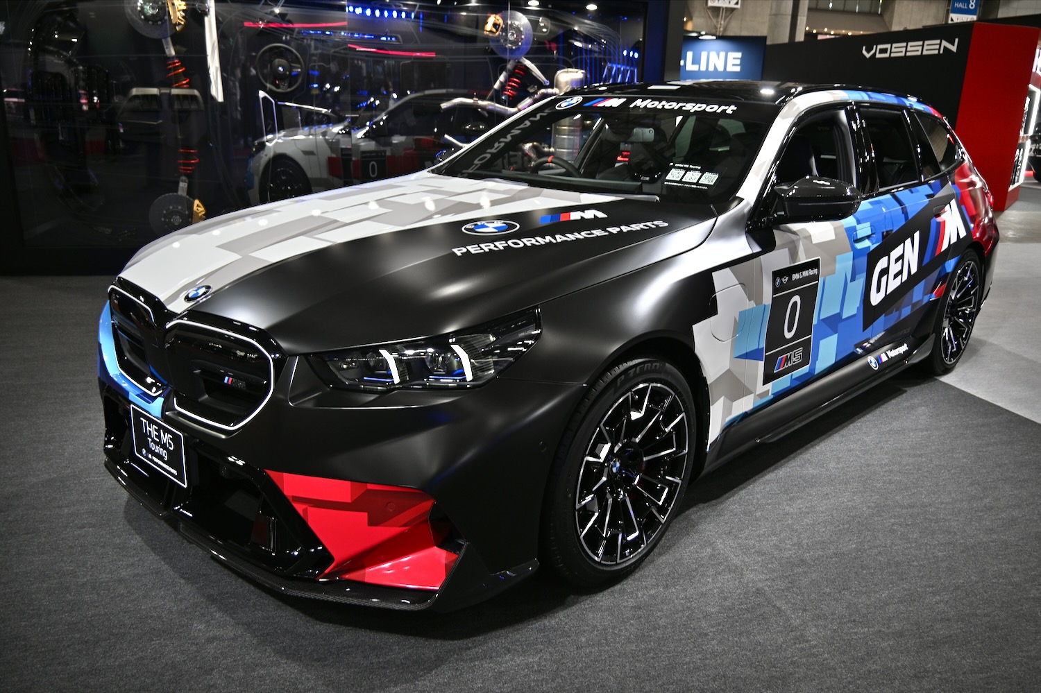 M5 M xDriveツーリング