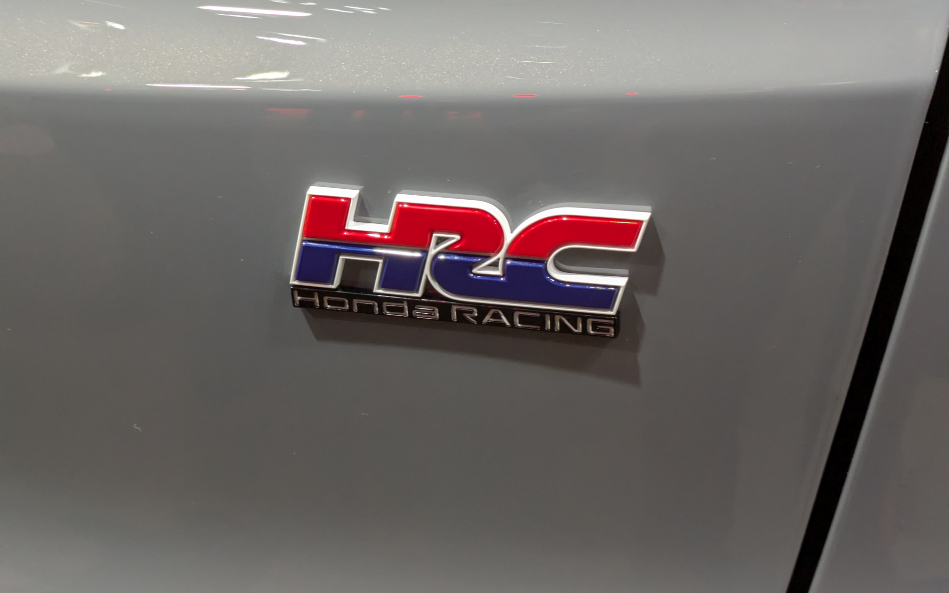 同じく「HRC」のエンブレムもリアゲートにあしらわれる