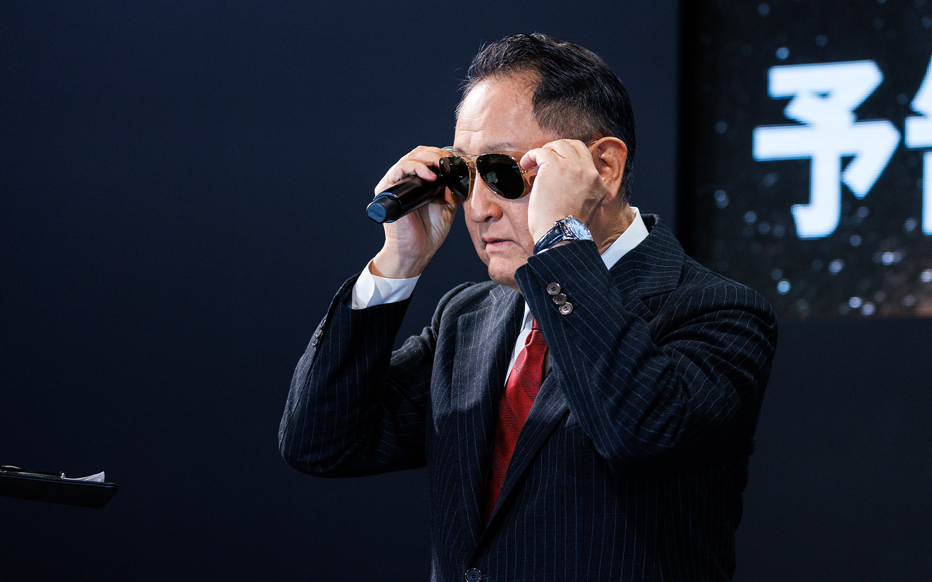 モリゾウ氏もサングラス姿に