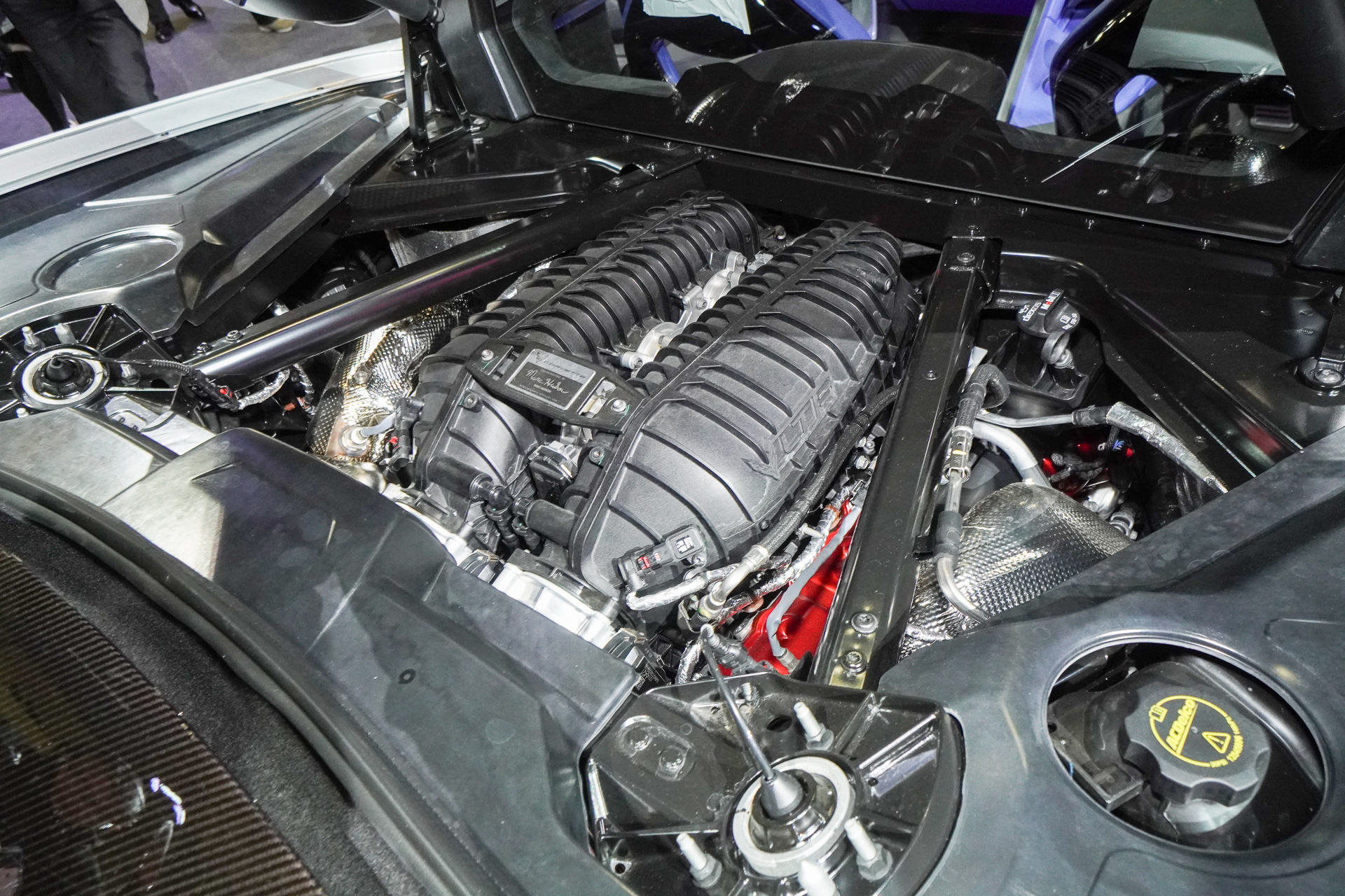 V型8気筒DOHC5.5リッター「LT6」エンジン