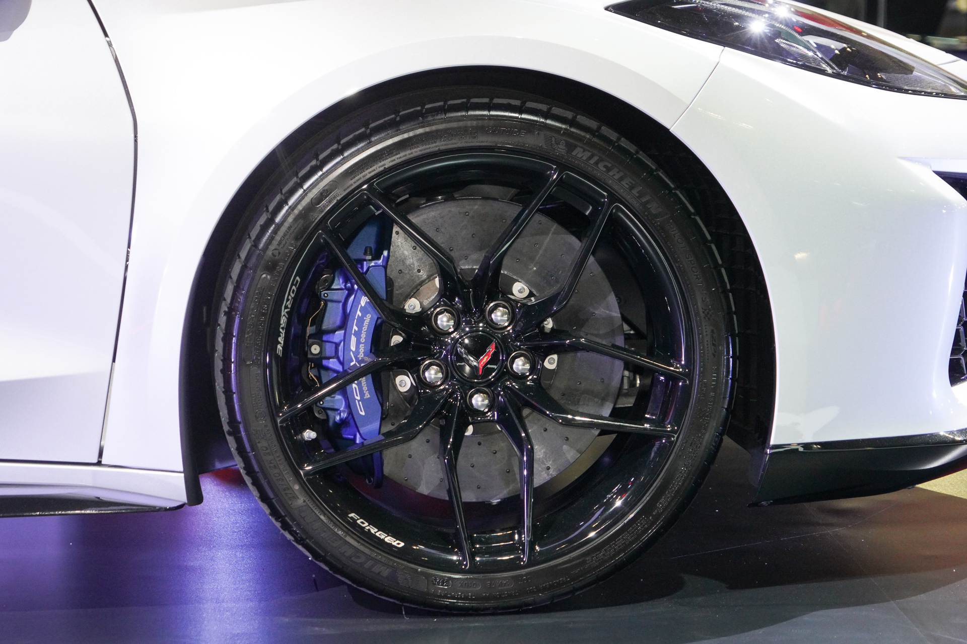 「コルベット Z06 COUPE Santorini Edition」のディテール