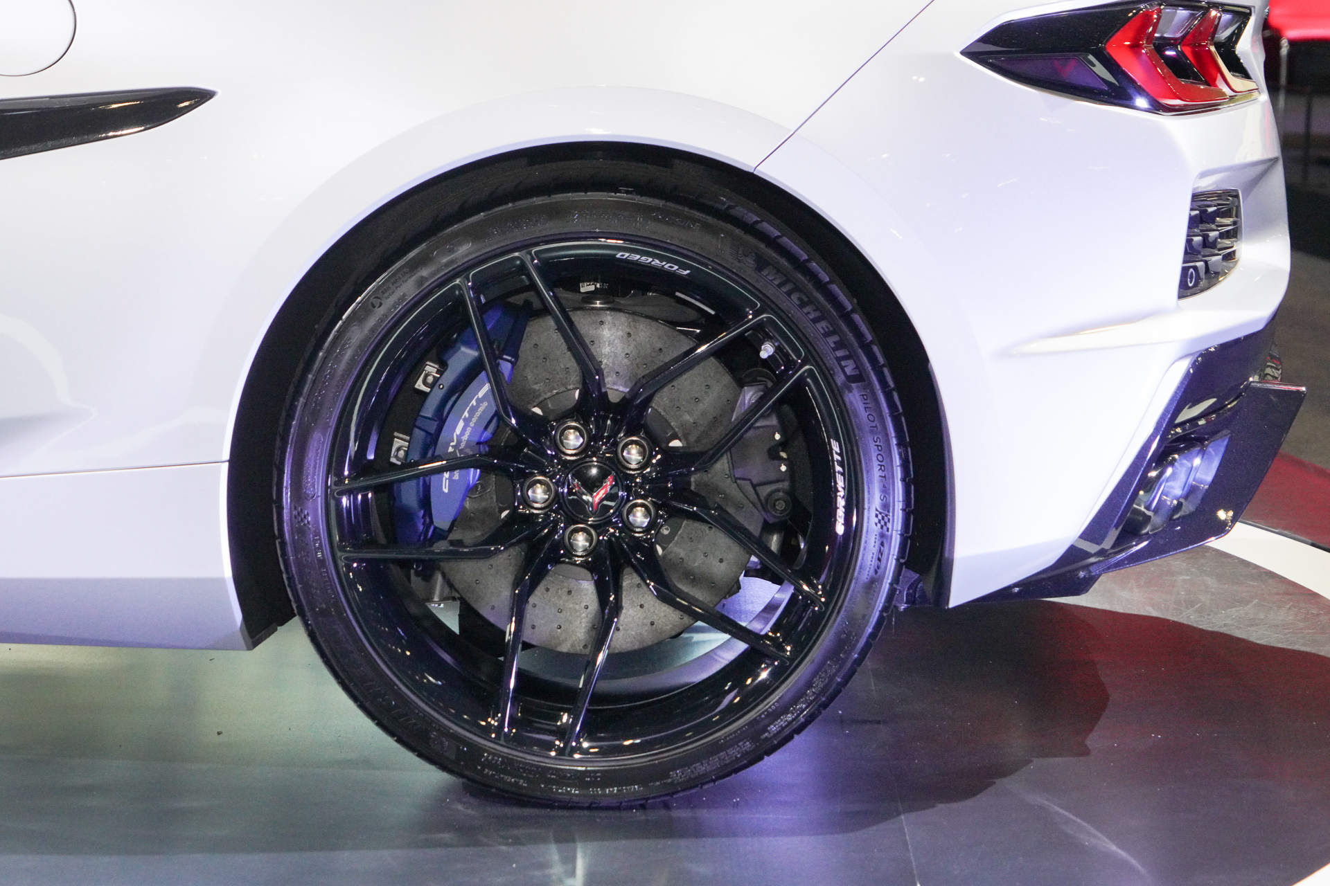 「コルベット Z06 COUPE Santorini Edition」のディテール