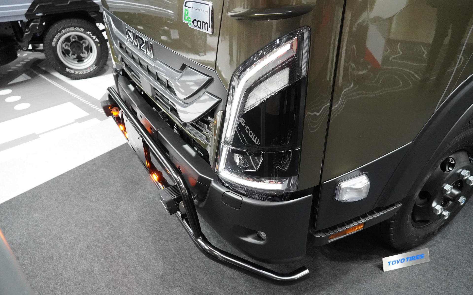 ヘッドライトまわり