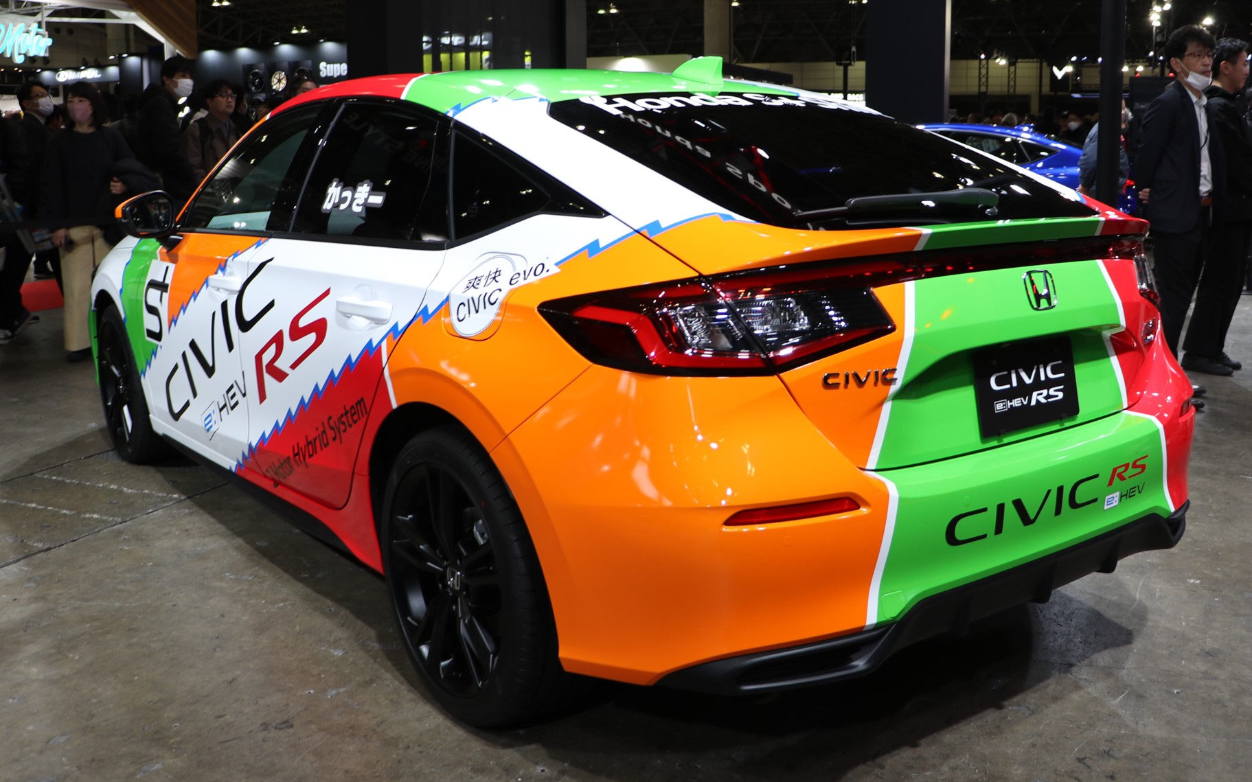 ボディカラーは約30年前に当時のシビックが全日本ツーリングカー選手権に参戦してチャンピオンを獲得した時のオマージュという