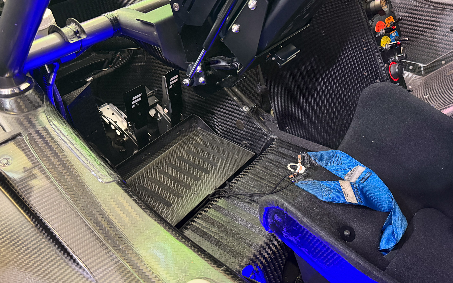 ペダルも本格的なので、踏み応えは抜群