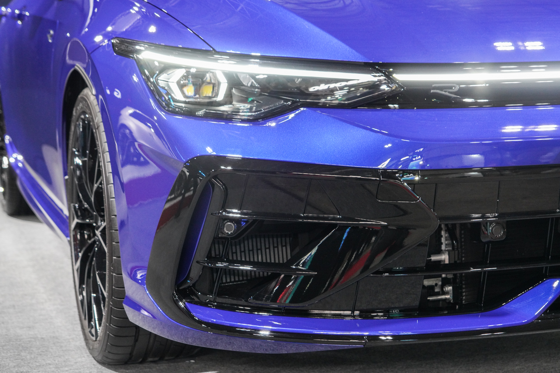 「ゴルフ R ブラックエディション」のディテール