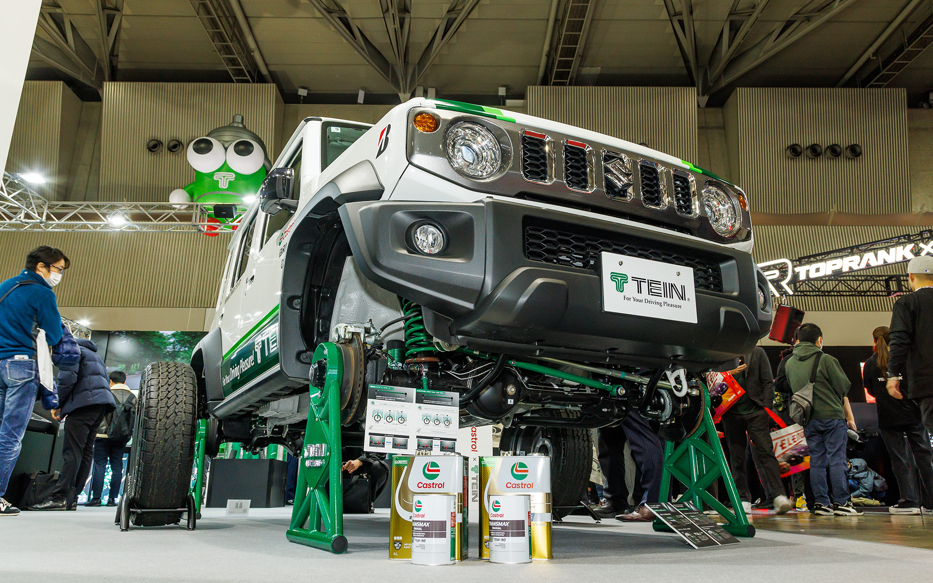 4×4シリーズのフラグシップモデルである「4×4 DAMPER GRAVEL 2」を装着したジムニーノマド