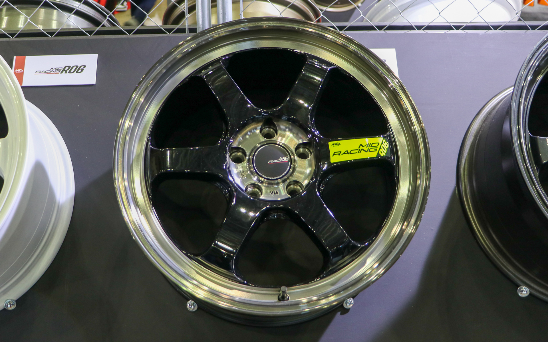 従来色ブラッククリアポリッシュ