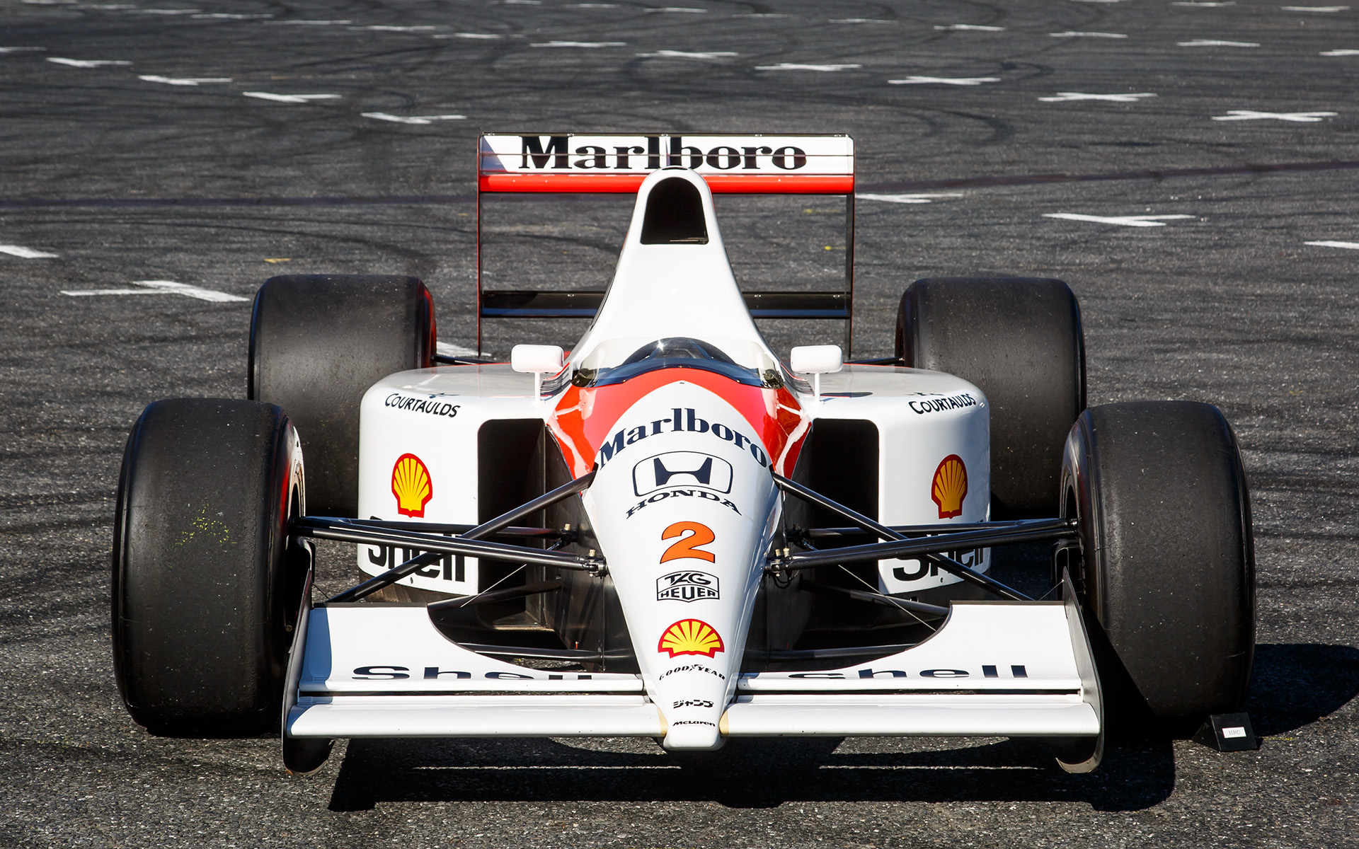 エンジン始動を行なったマクラーレン ホンダ MP4/6