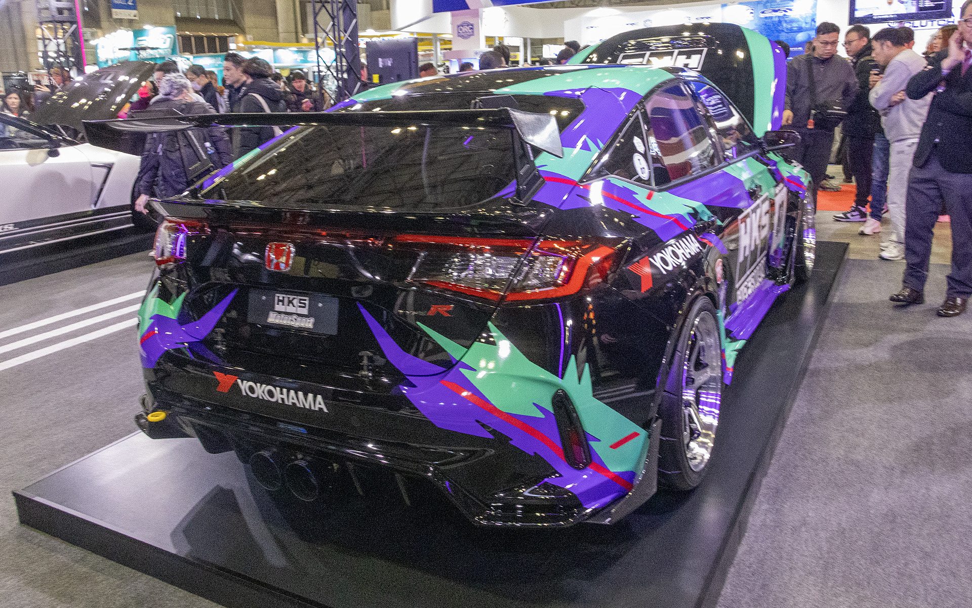 エンジンとターボがノーマルのままで、筑波サーキット・コース2000を58秒776で走る実力を持っている