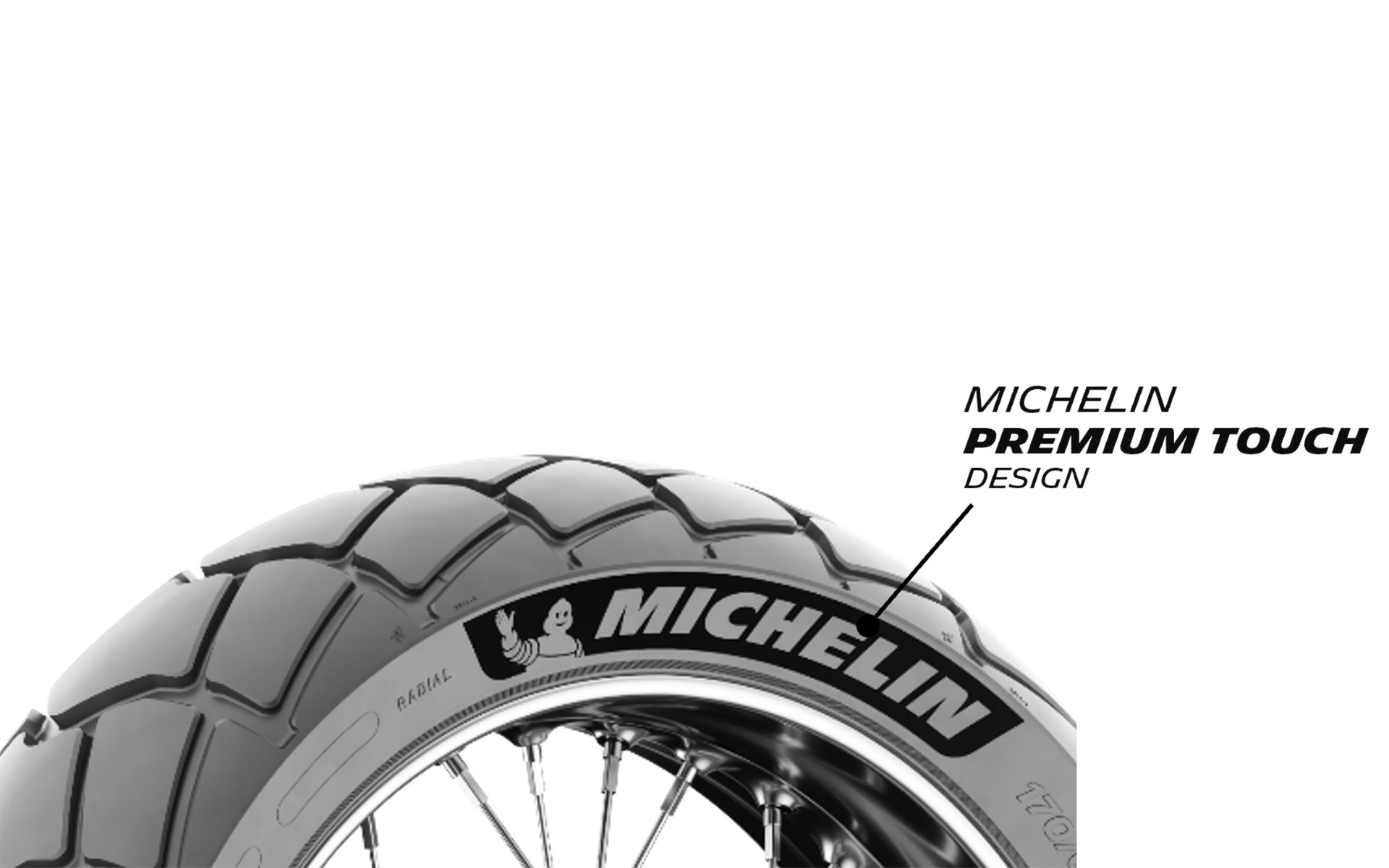 サイドウォール部に施したベルベット調の特殊加工により、ロゴを際立たせる