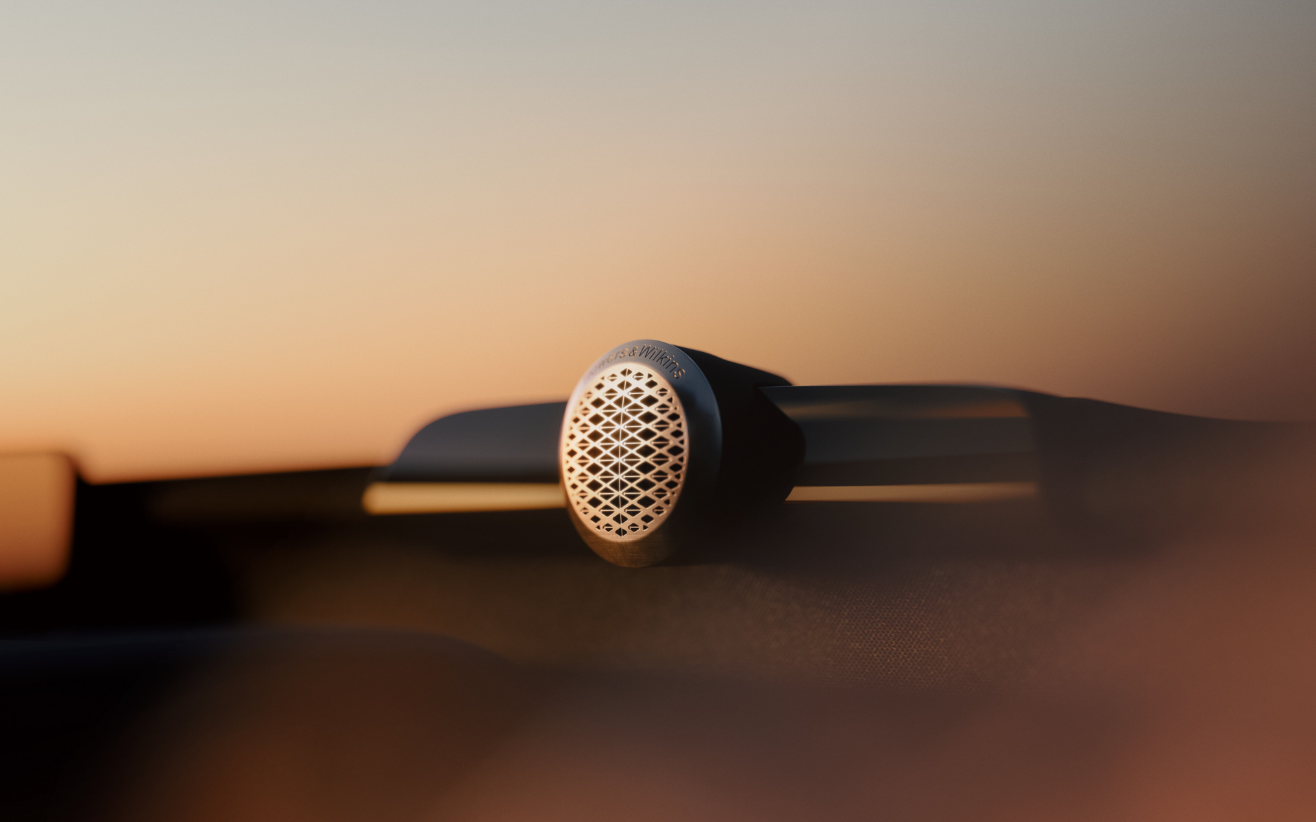 新型EX60はマイクに話しかけるだけでジェミニがいろいろな対応をしてくれる