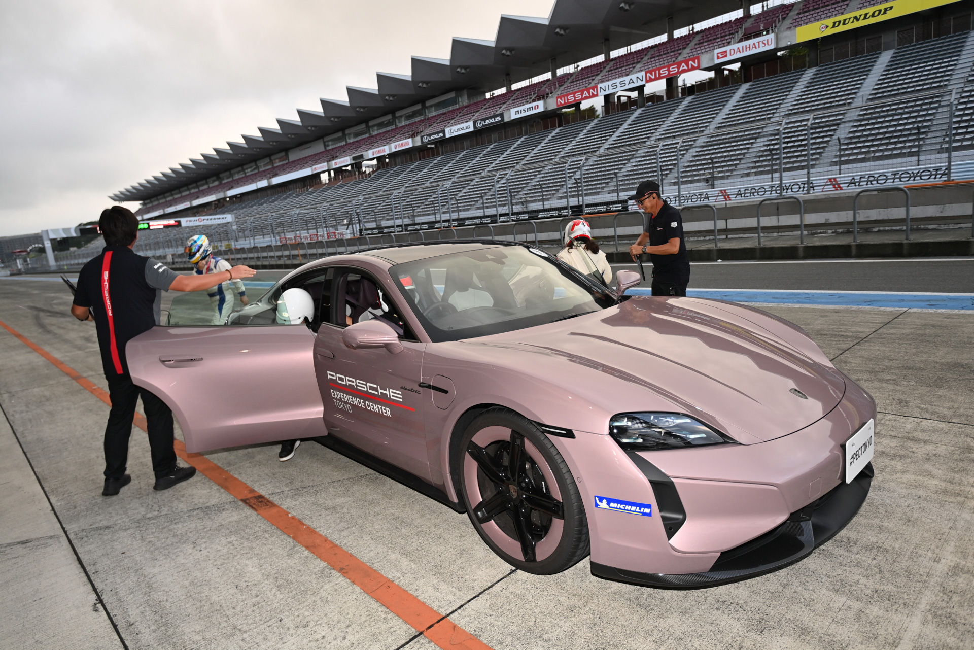 「ポルシェ・トラックエクスペリエンス」