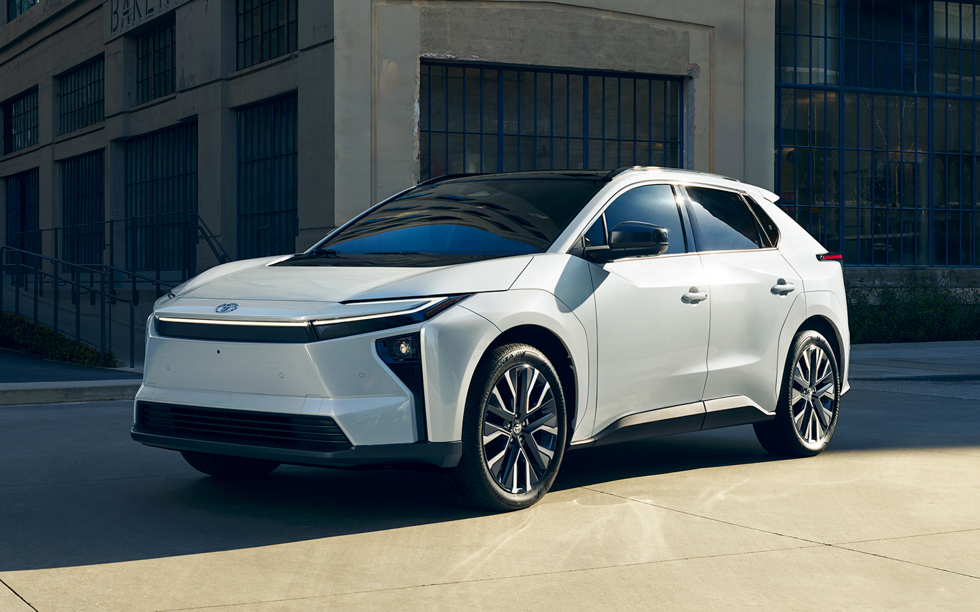 トヨタの北米向けBEVモデル「bZ」