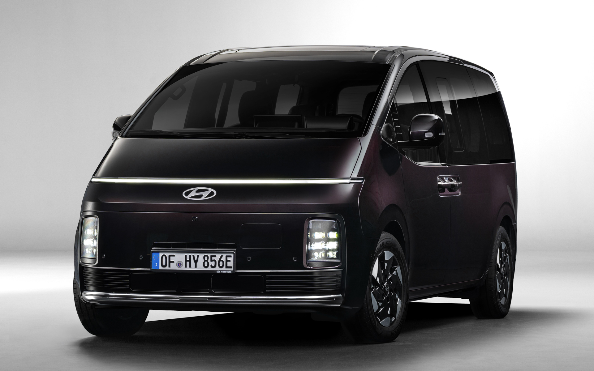 ヒョンデがバッテリEVのMPVモデル新型「スターリアエレクトリック」を公開した