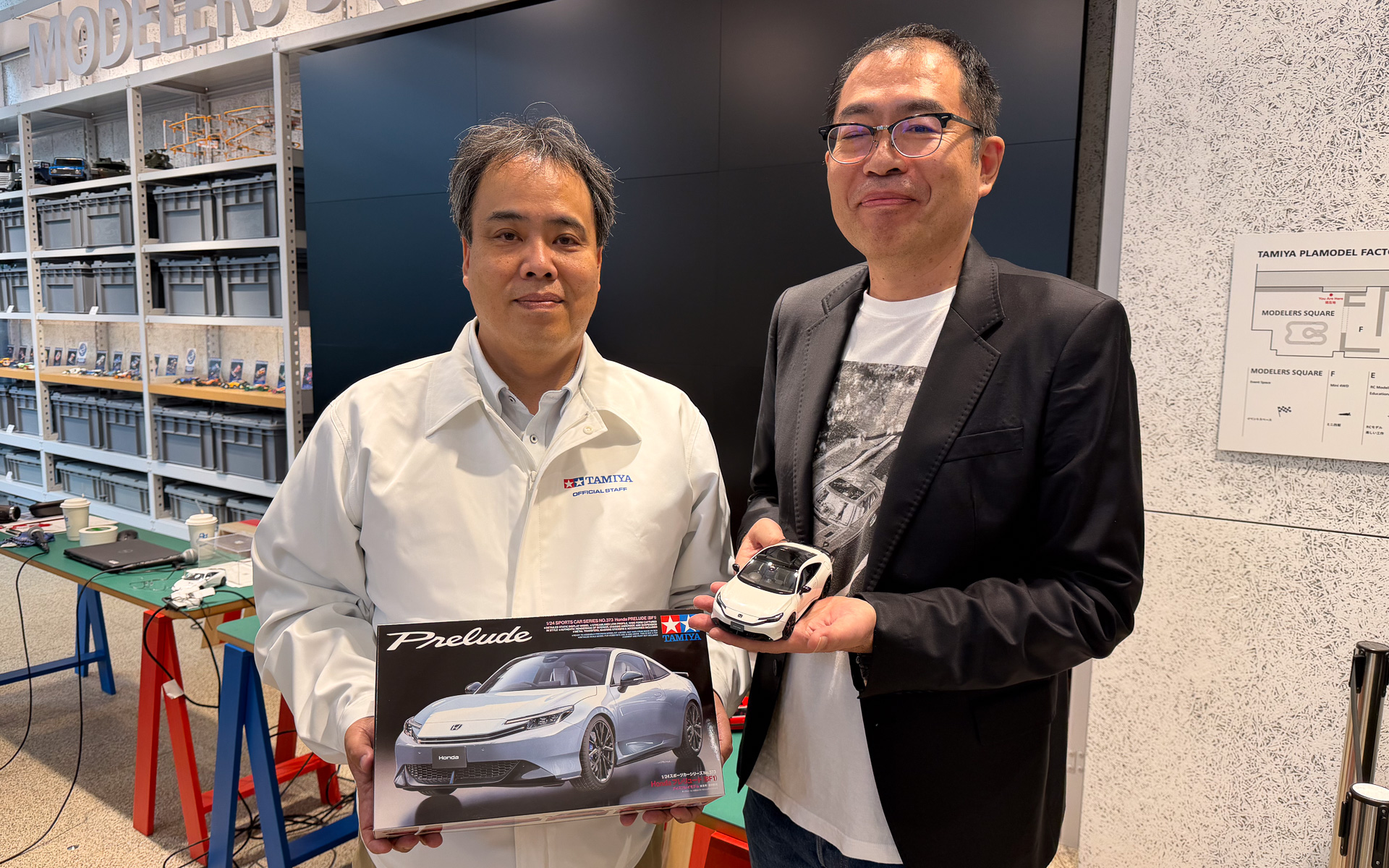 1/24プレリュード開発者 石黒毅氏（左）と、1/1プレリュード開発責任者 山上智行氏（右）