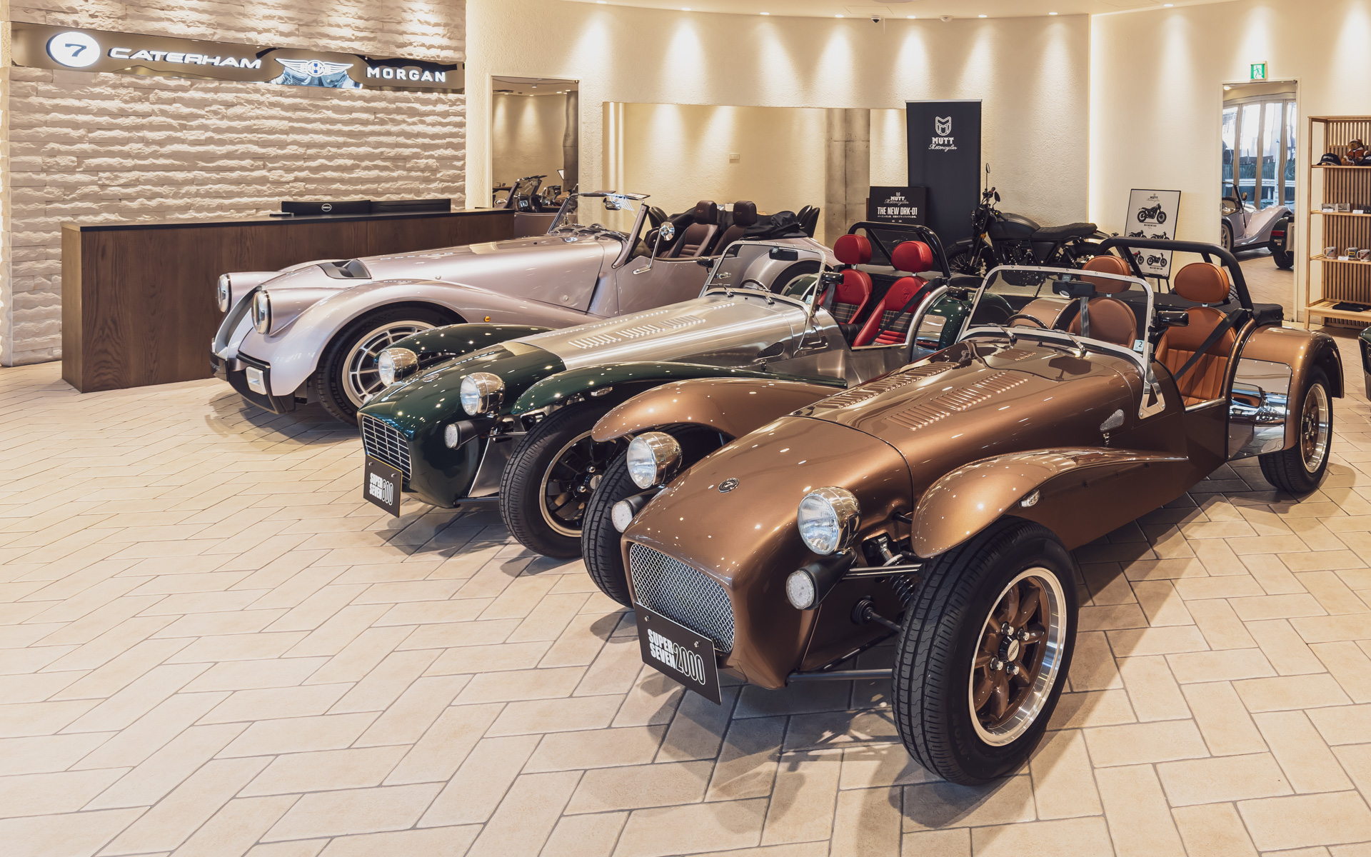 2026年1月23日にオープンする「ケータハム東京 青山ショールーム」「モーガンカーズ東京 青山ショールーム」