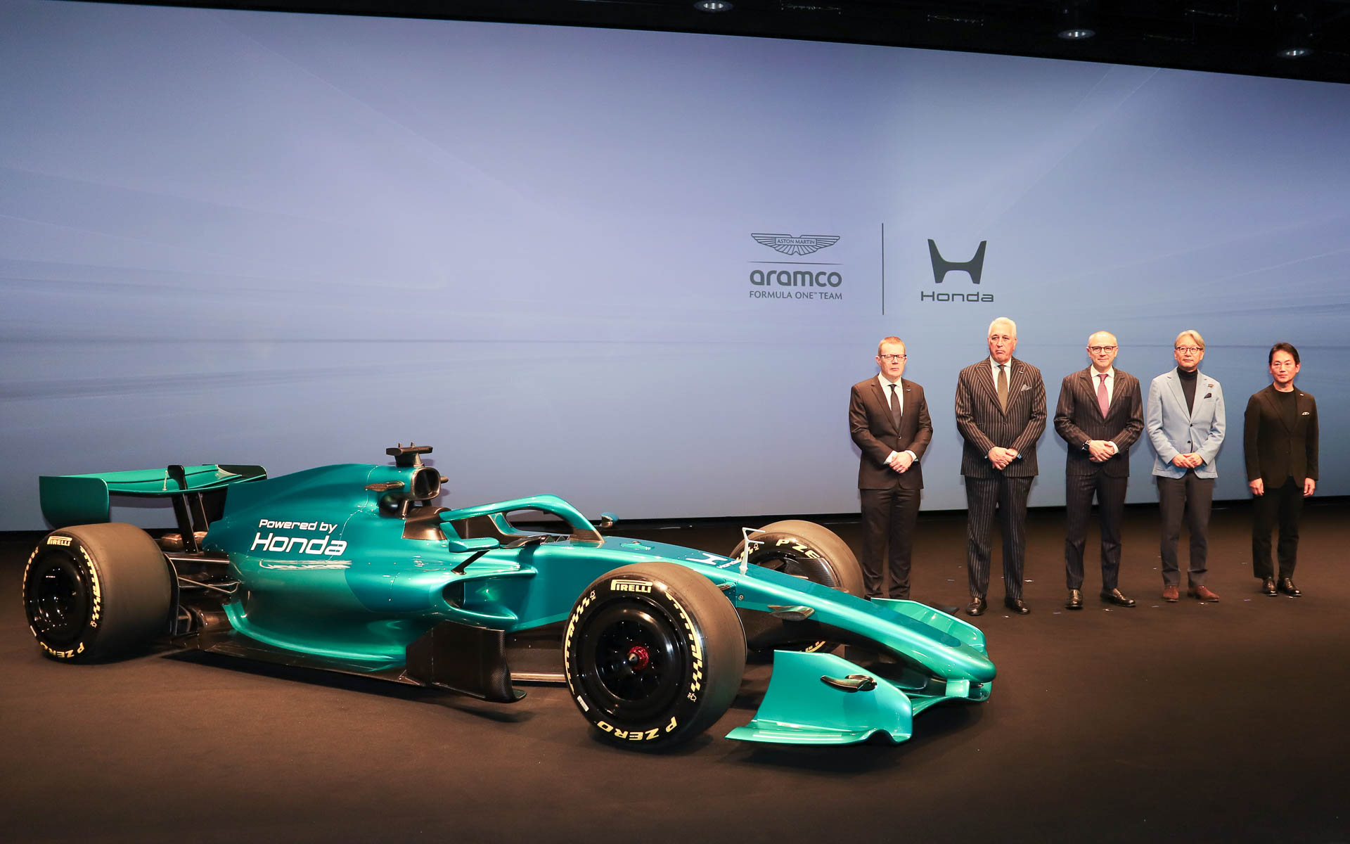 参加者によるフォトセッションが行なわれた