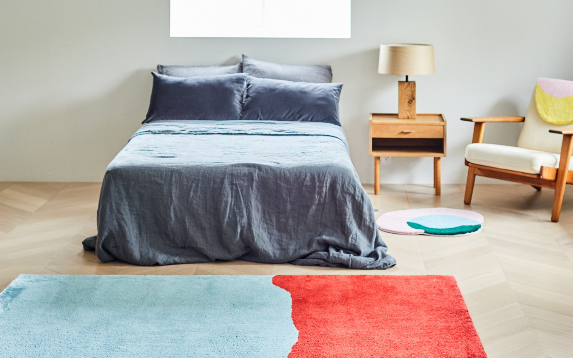 MIYOSHI RUGは徳島県三好市内で50年以上続く老舗ラグファクトリー