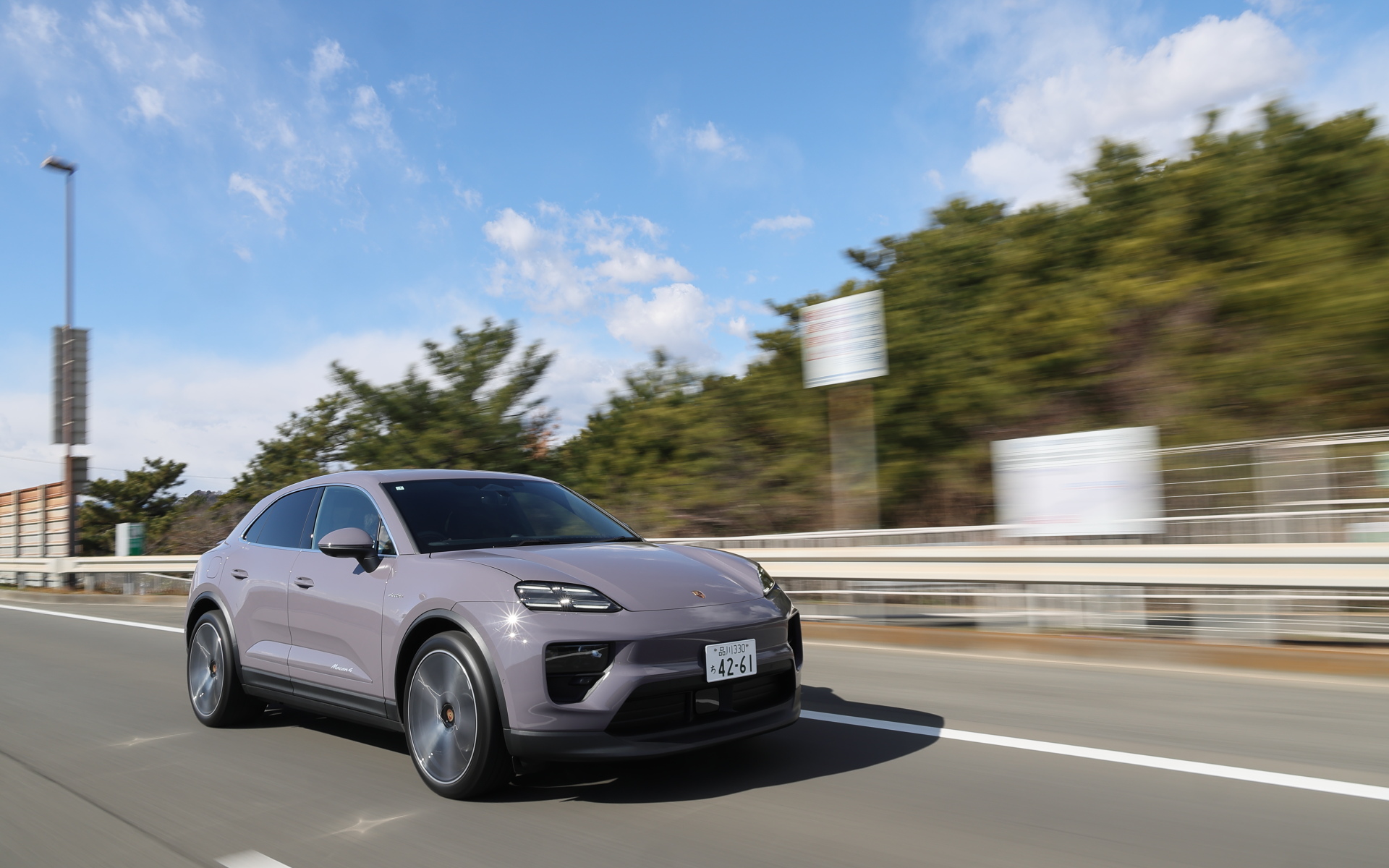 その走りは完全なるシャシーファースターだった