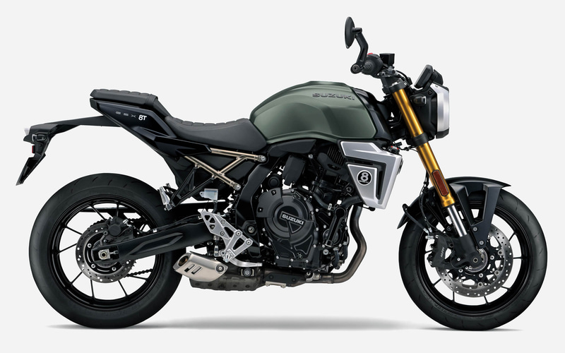 GSX-8TT 燃料タンク　黒　凹みキズあり スズキ、ネオレトロのストリートバイク新型「GSX-8T」「GSX-8TT」1月30