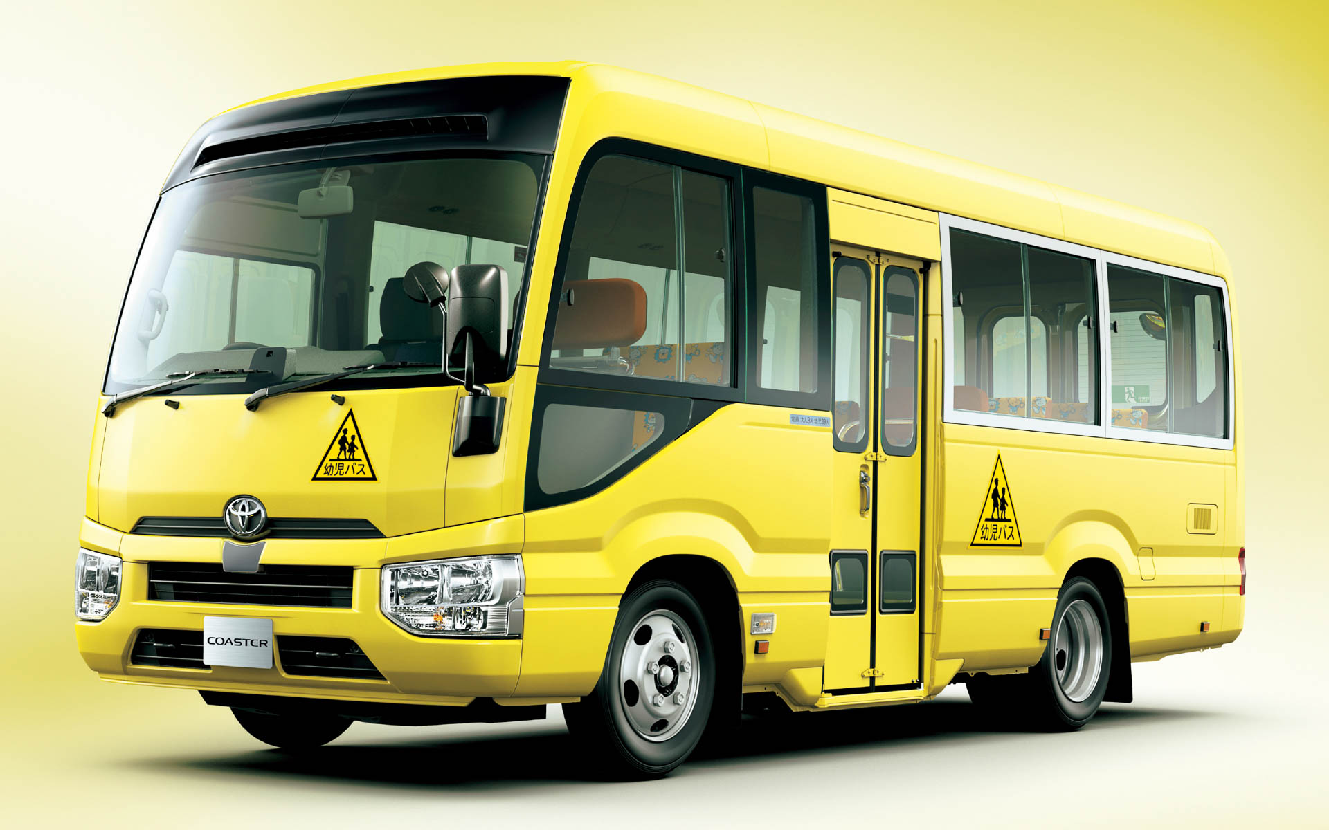 幼児専用車（標準ボディ車・大人3人＋幼児39人乗り・イエロー）