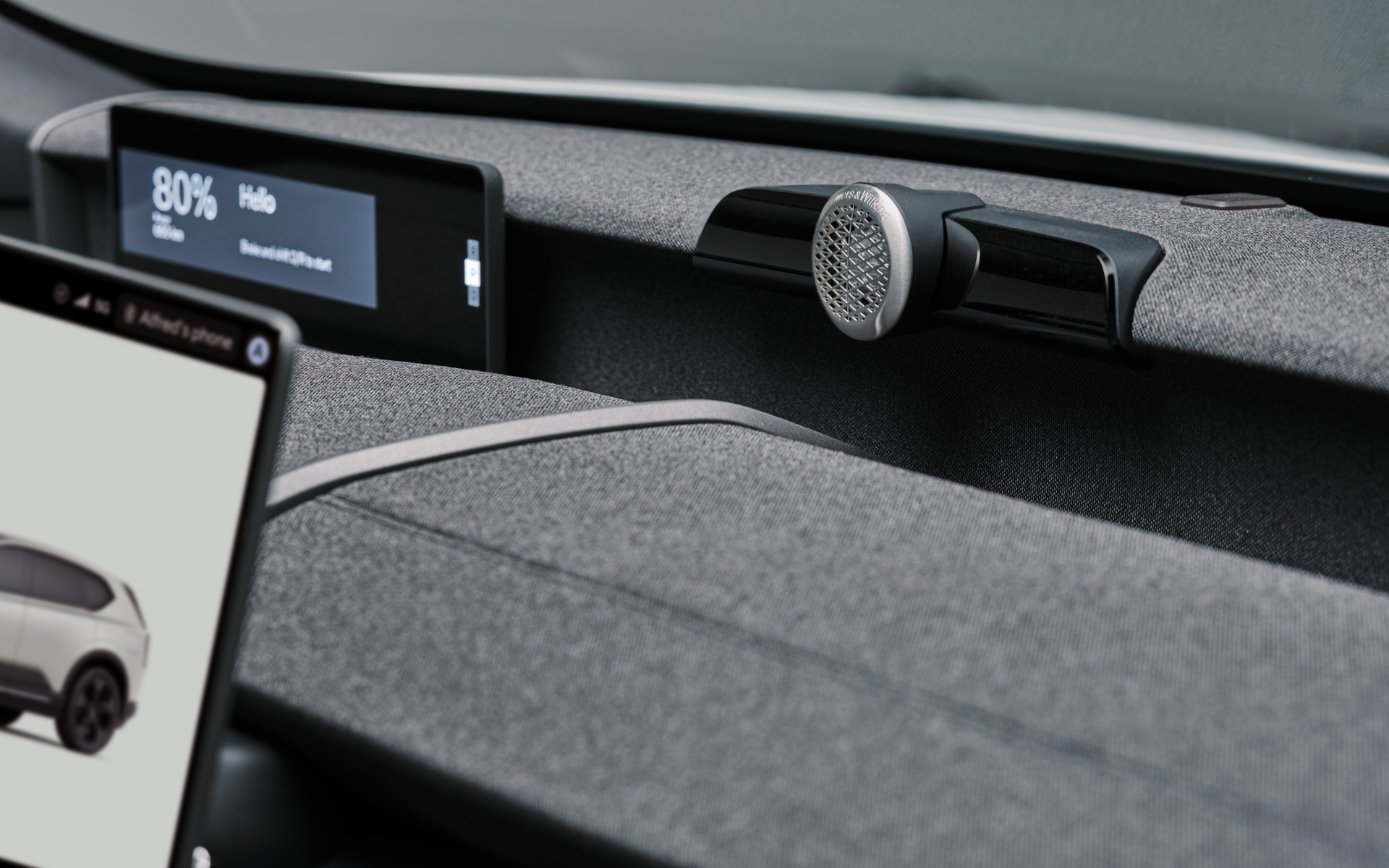 オーディオはBowers＆Wilkins