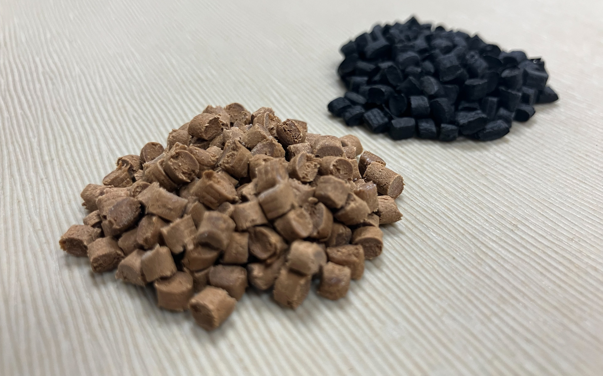 BAMBOO＋ペレット材