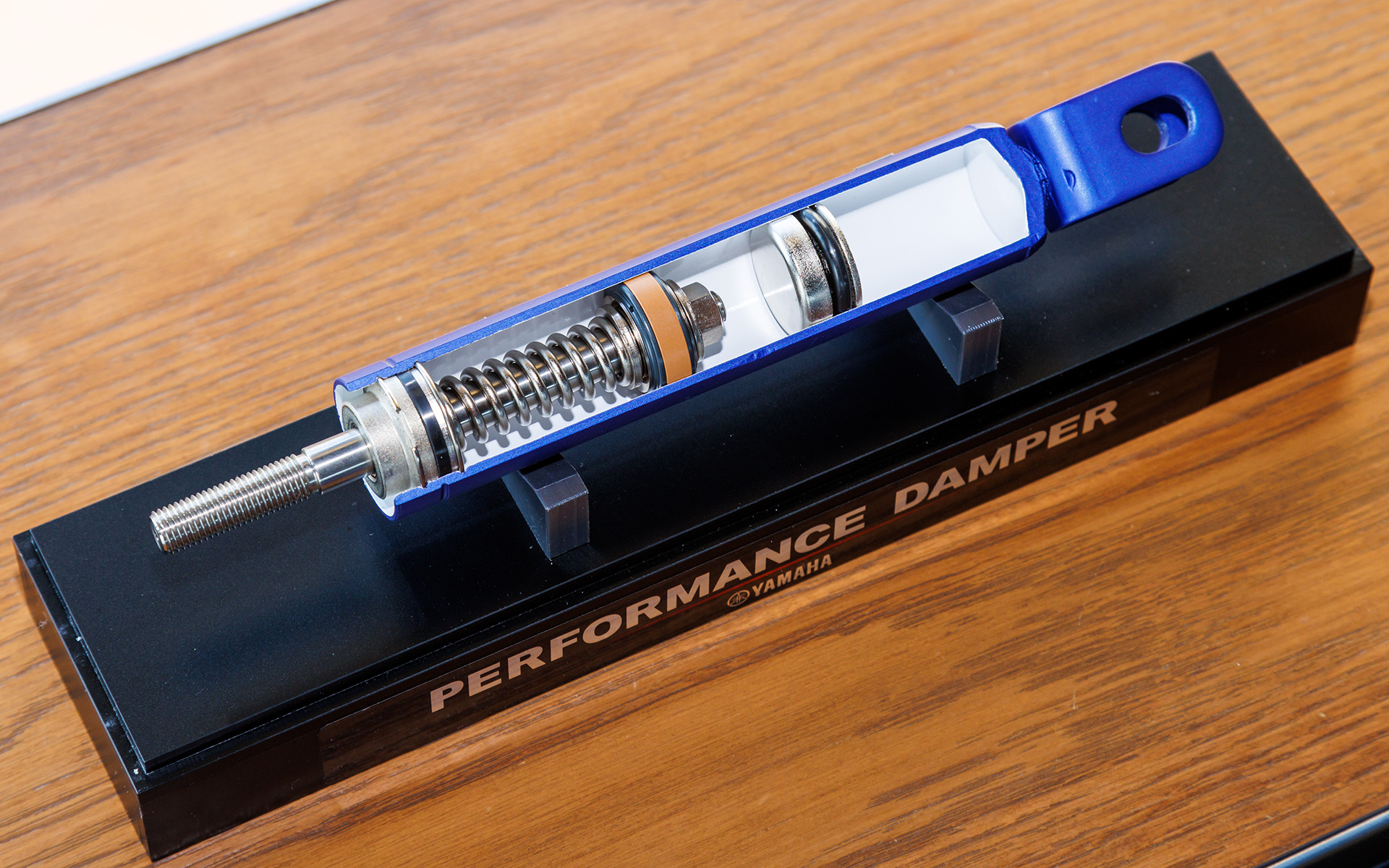 ヤマハパフォーマンスダンパーの構造