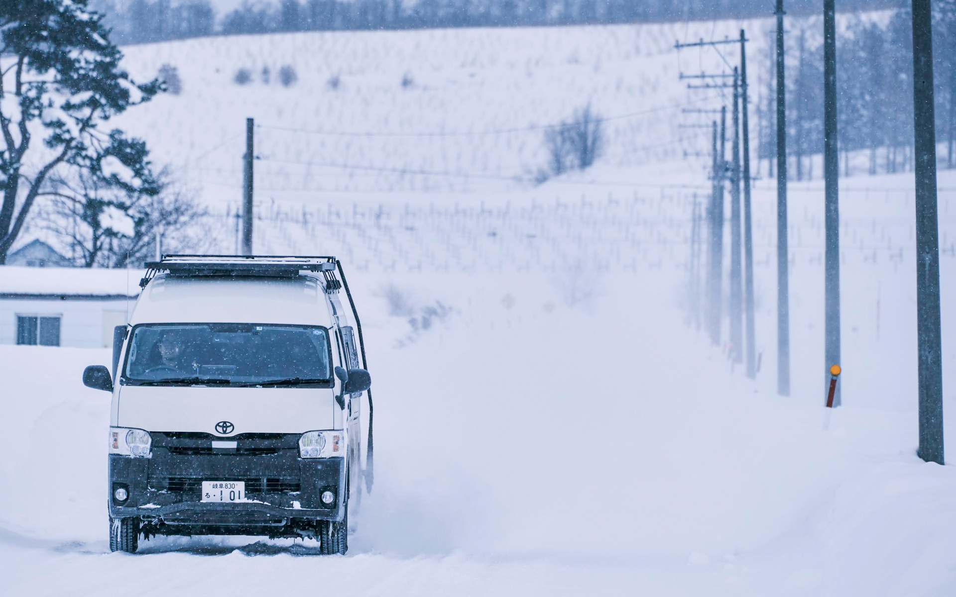 トイファクトリーではGAINAを車体全体に施工することで、世界屈指の断熱性能を実現している
